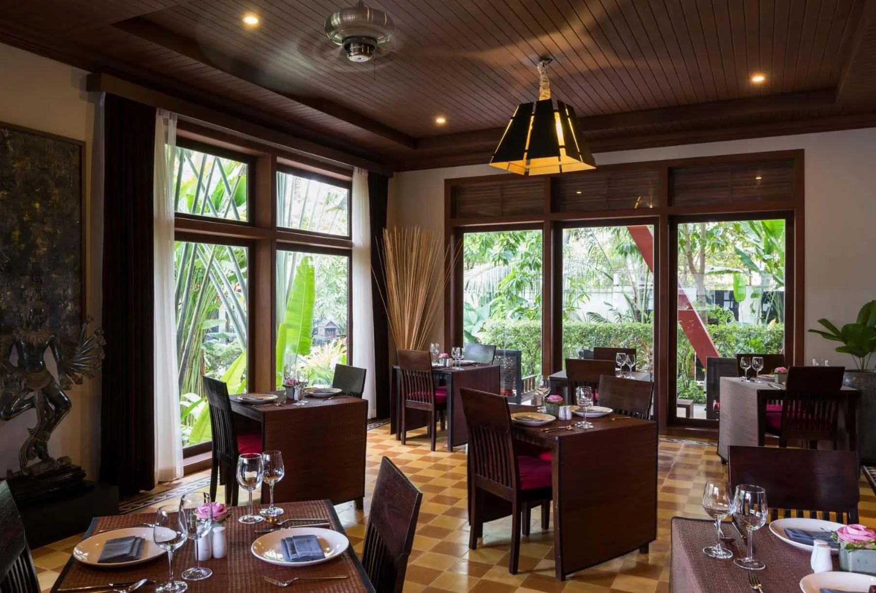 Restaurant/places to eat in Sokkhak Boutique Resort & Spa