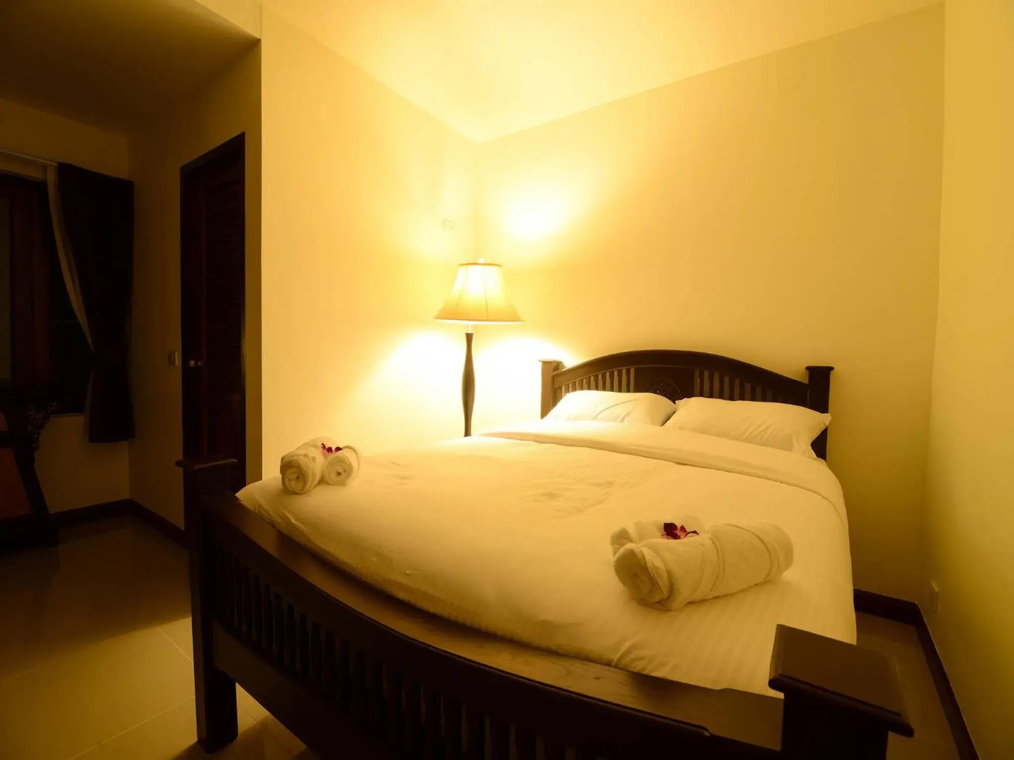 Photo of the whole room, Bed in Ban U Thong Accommodations Photo of the whole room, Bed in Ban U Thong Accommodations