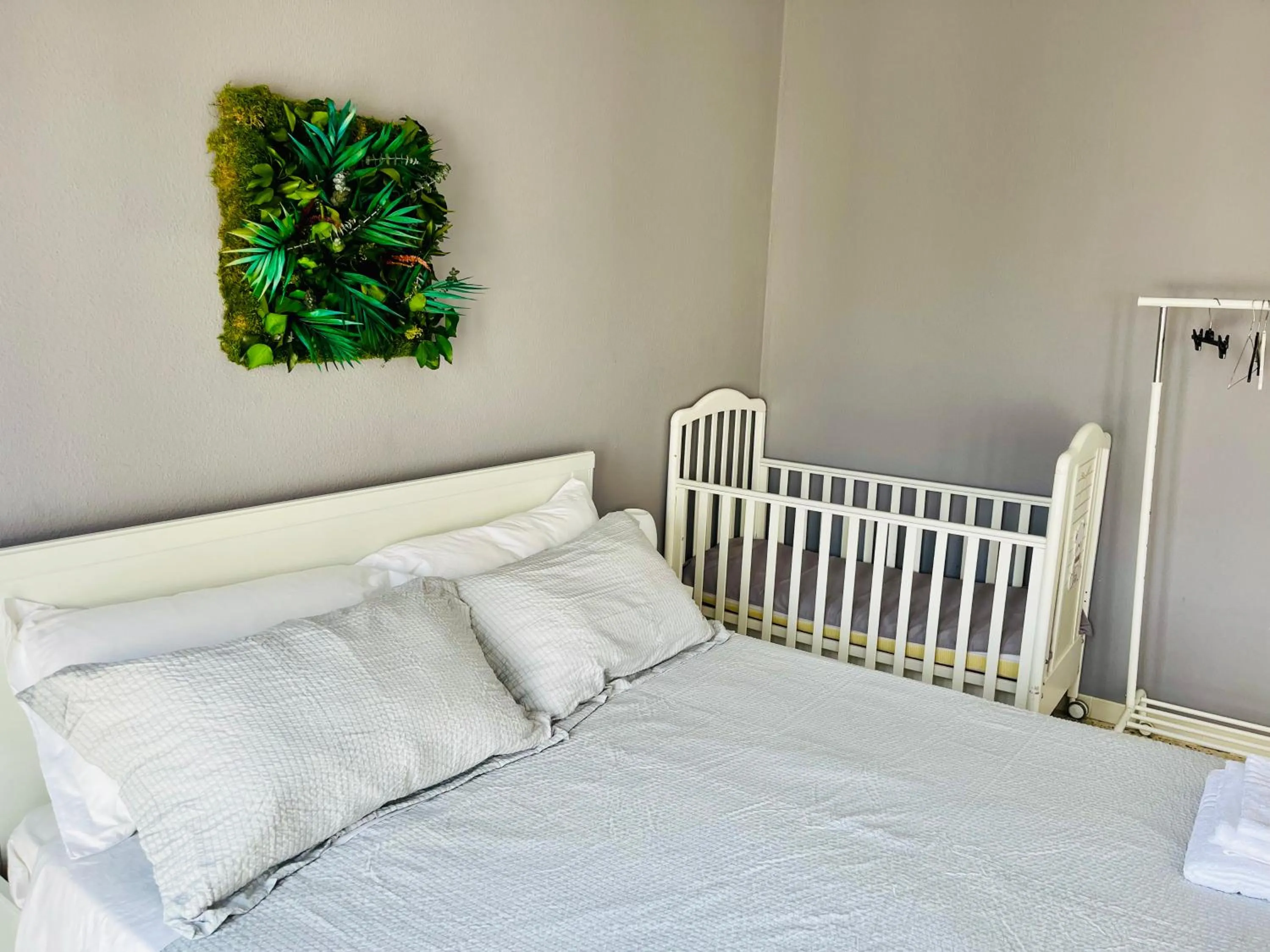 Bedroom, Bed in Glemerald Hostel