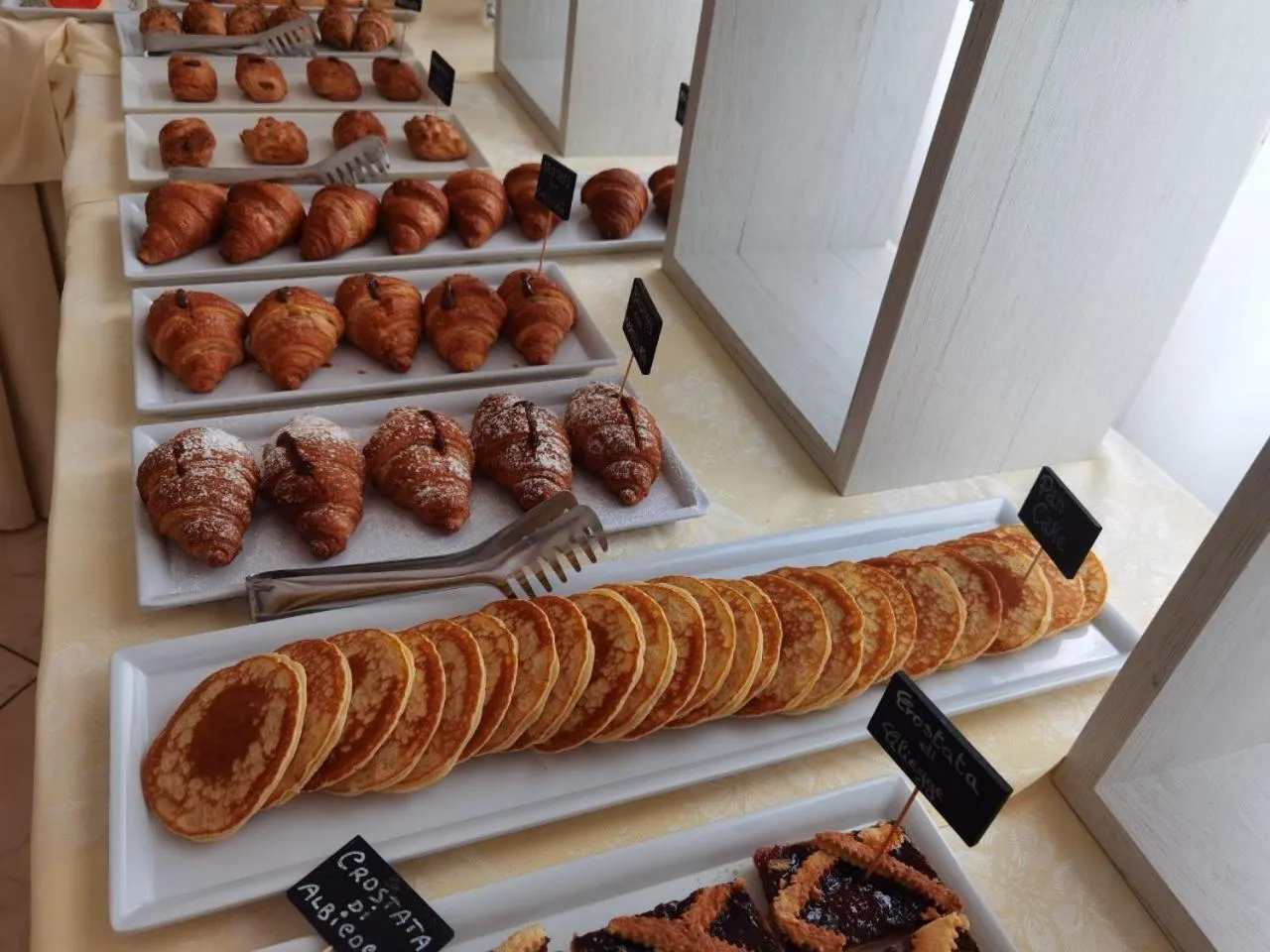 Breakfast in Hotel Corinna