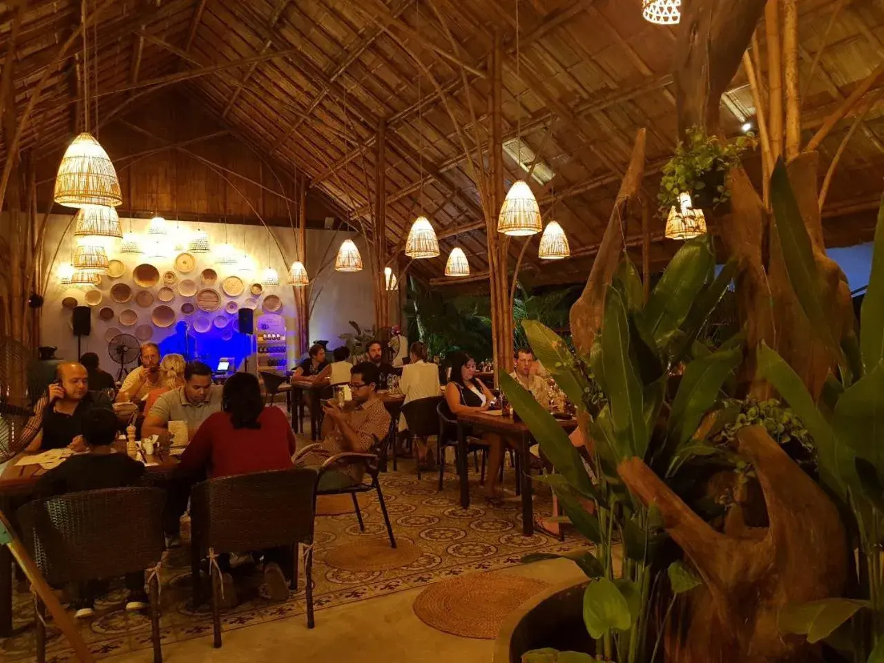 Restaurant/places to eat in Sahaa Beach Resort Restaurant/places to eat in Sahaa Beach Resort