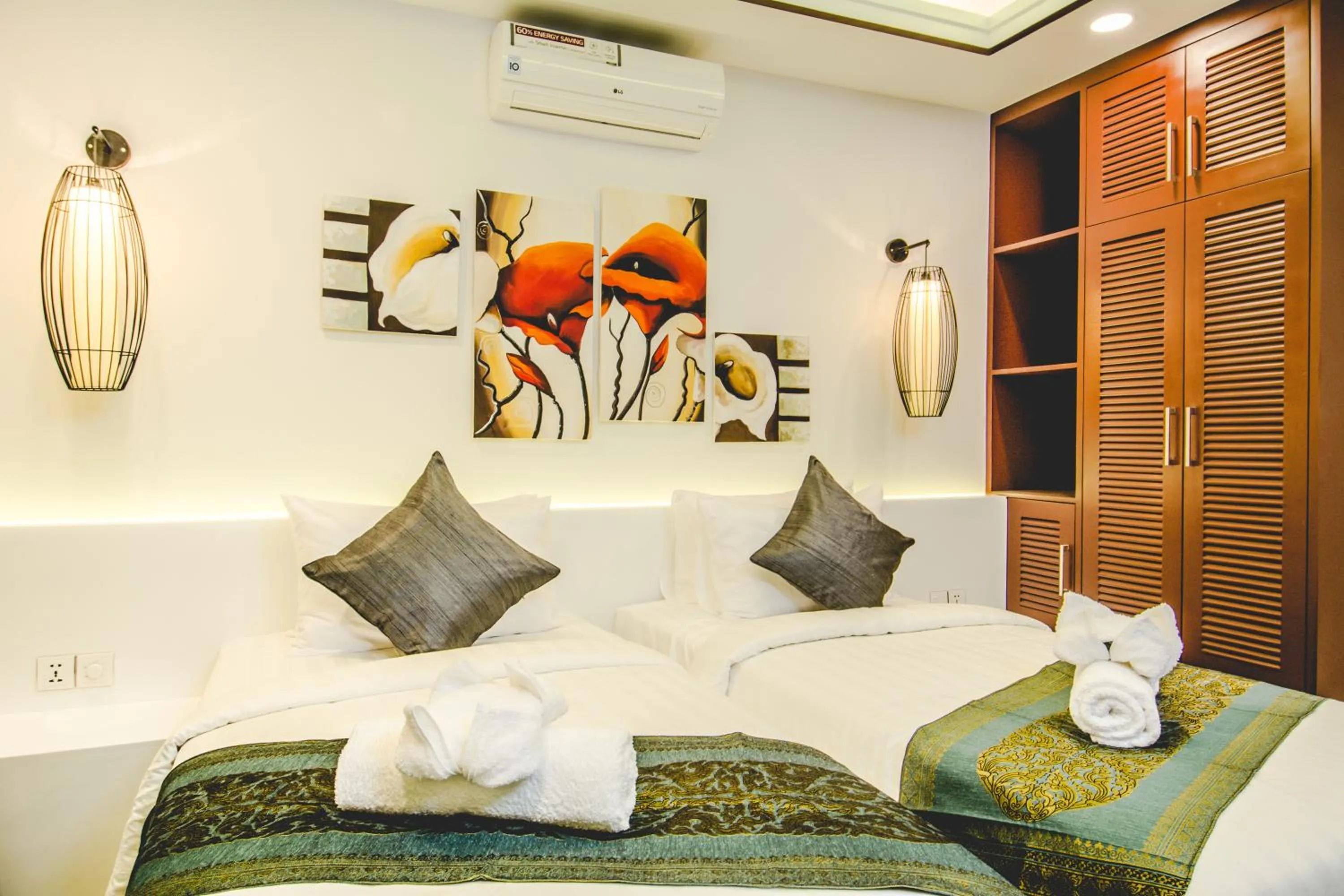 Bathroom, Bed in Sahaa Beach Resort