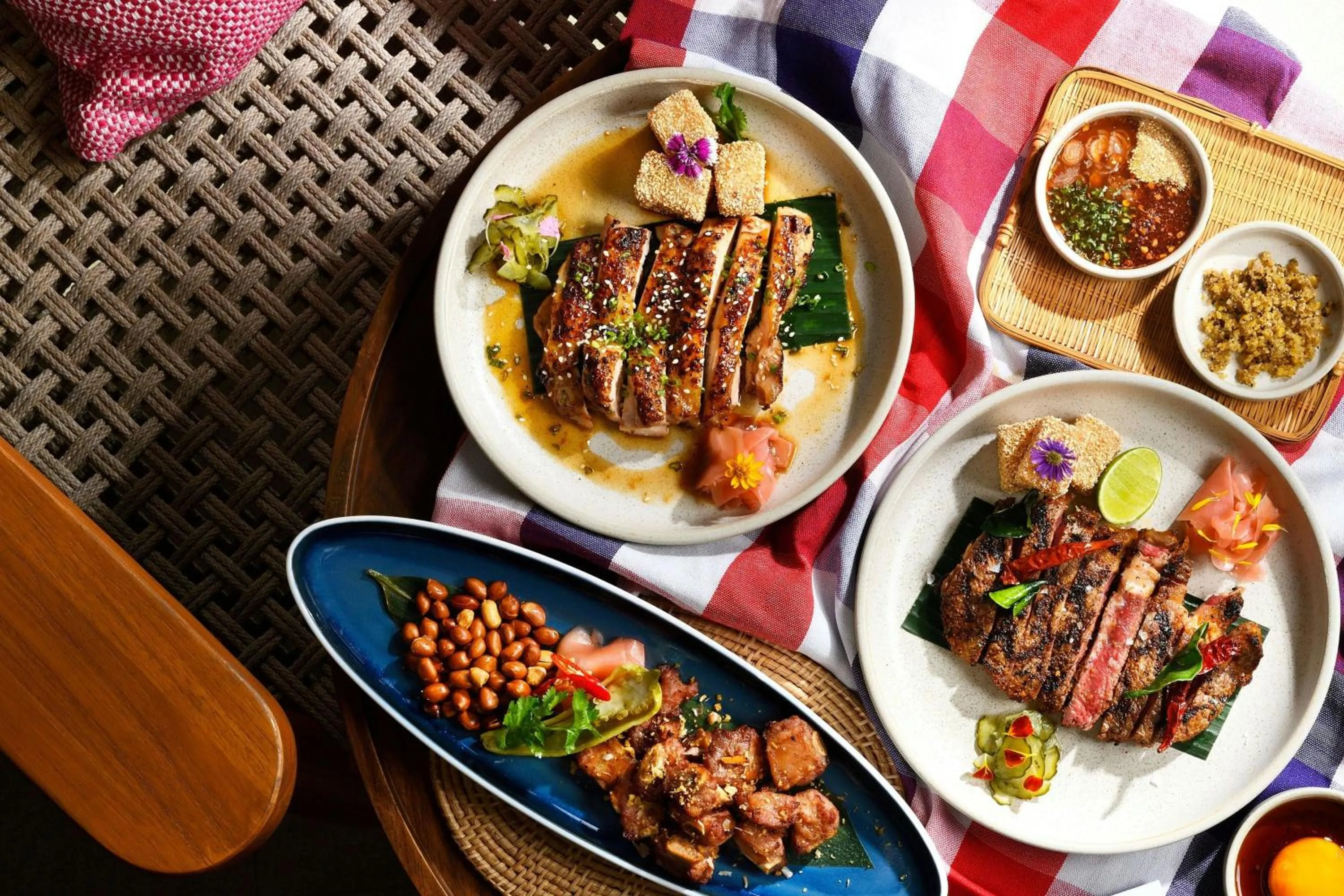 Lounge or bar in Moxy Bangkok Ratchaprasong