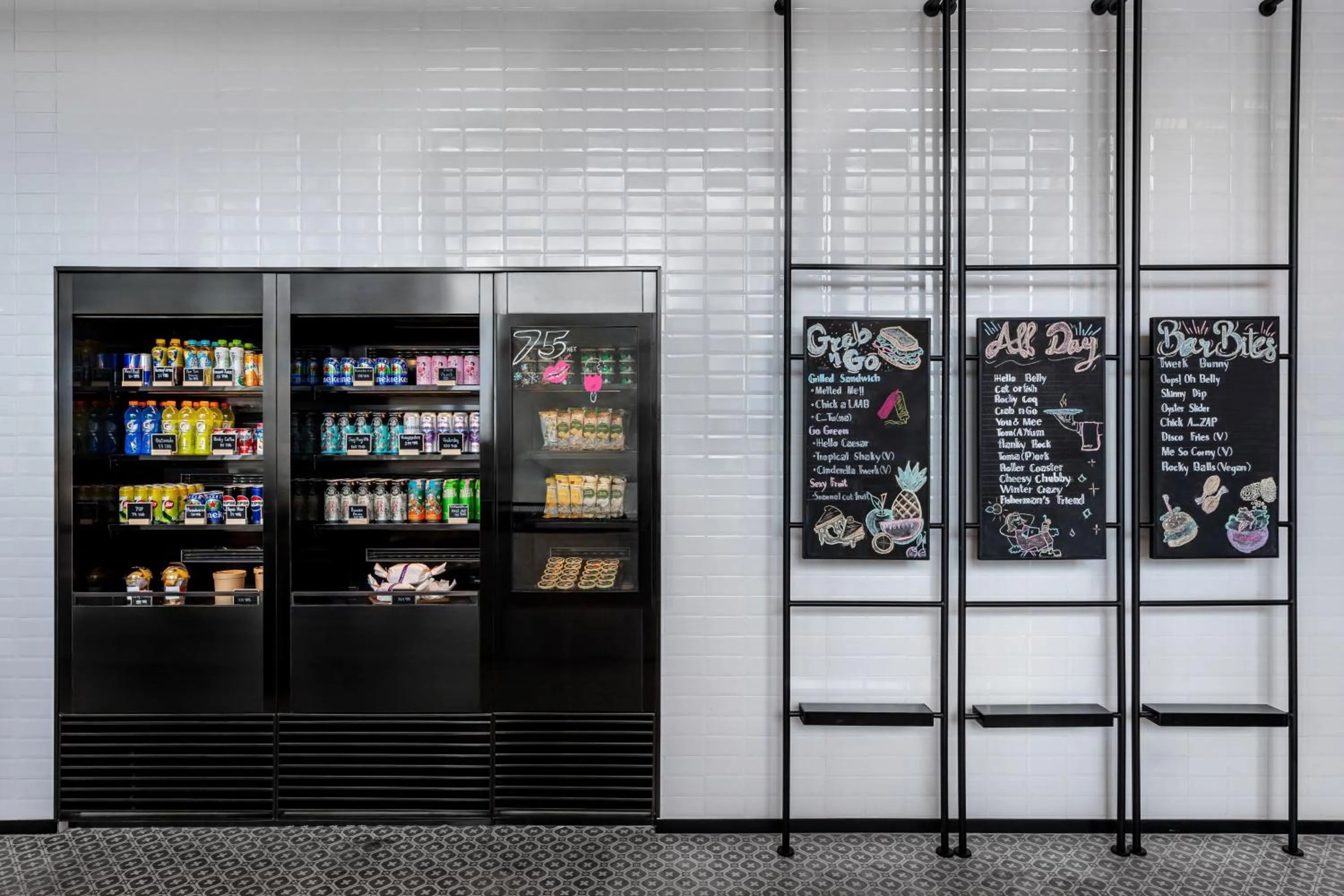 Restaurant/places to eat in Moxy Bangkok Ratchaprasong