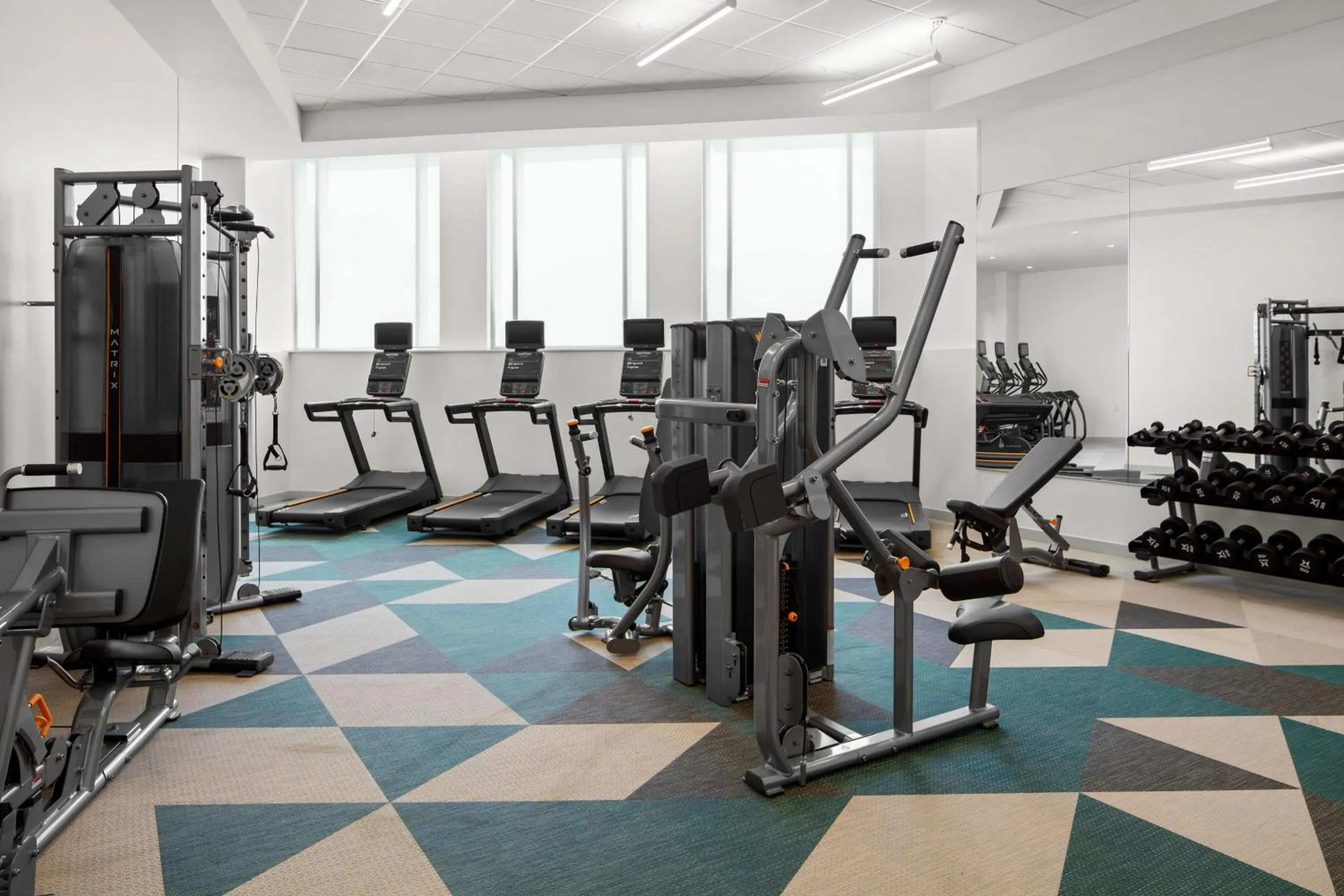 Fitness centre/facilities in Element Charlotte Uptown