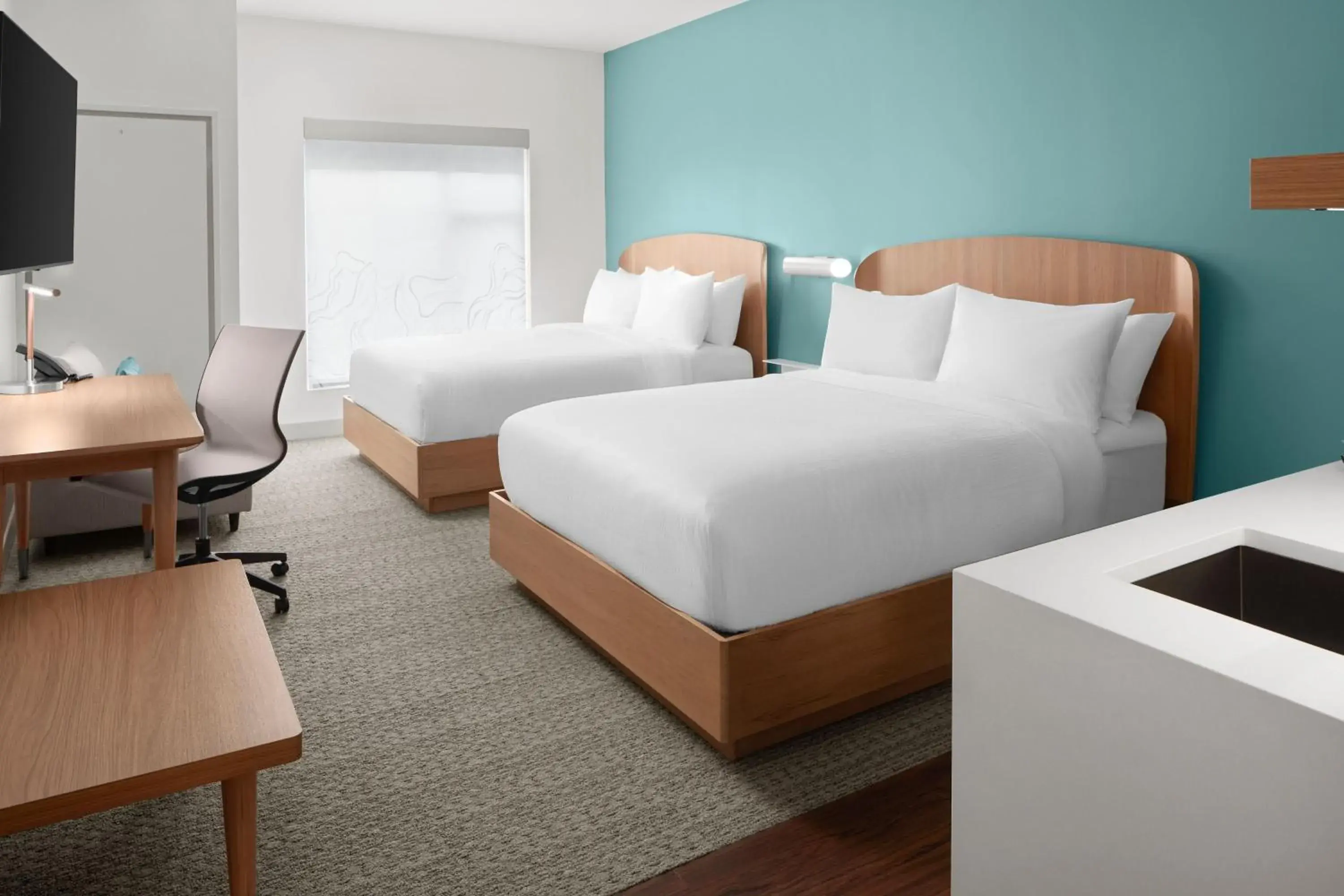 Studio with Two Queen Beds in Element Charlotte Uptown Studio with Two Queen Beds in Element Charlotte Uptown