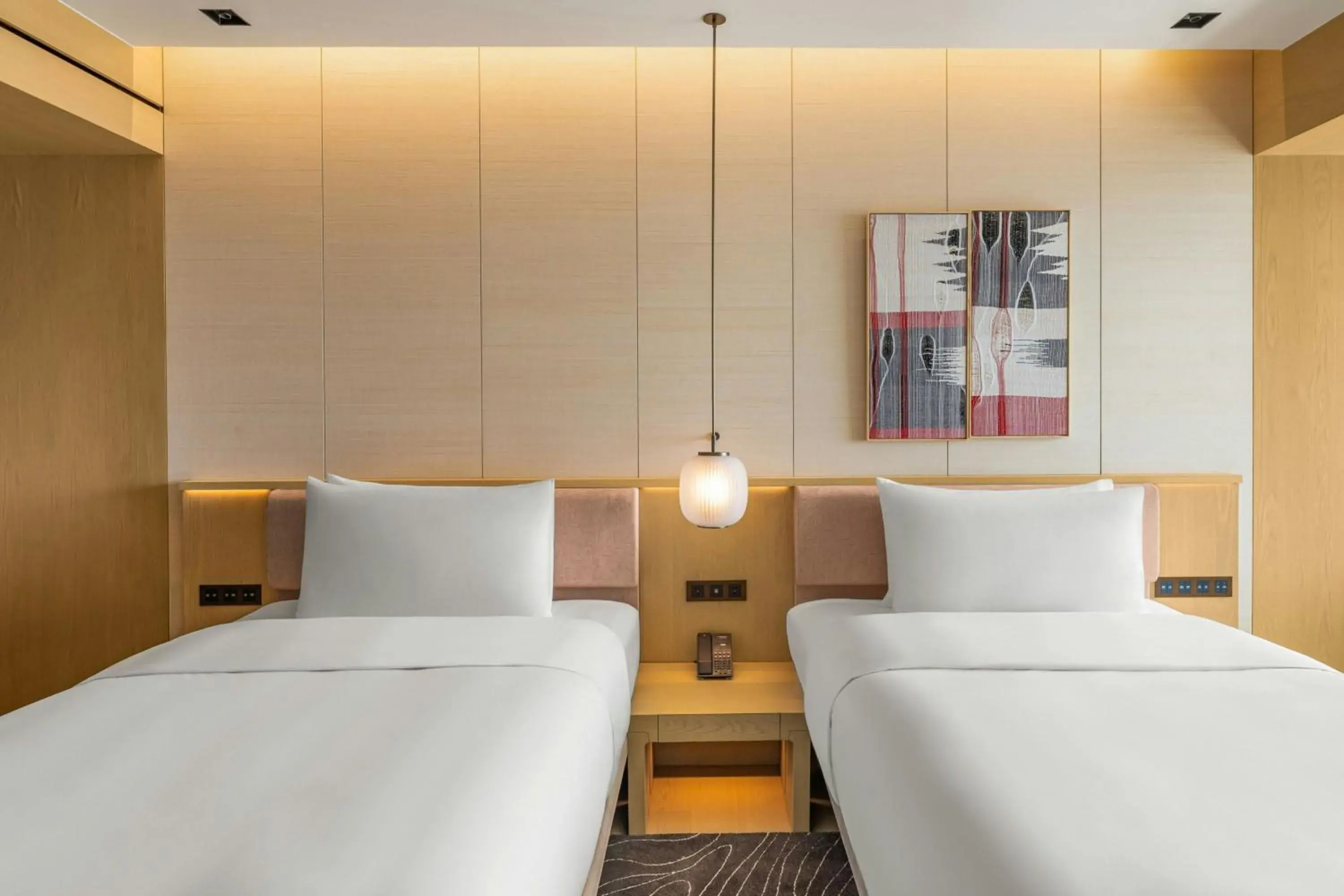 Deluxe Twin Room with Mountain View in Le Meridien Hualien Resort Deluxe Twin Room with Mountain View in Le Meridien Hualien Resort