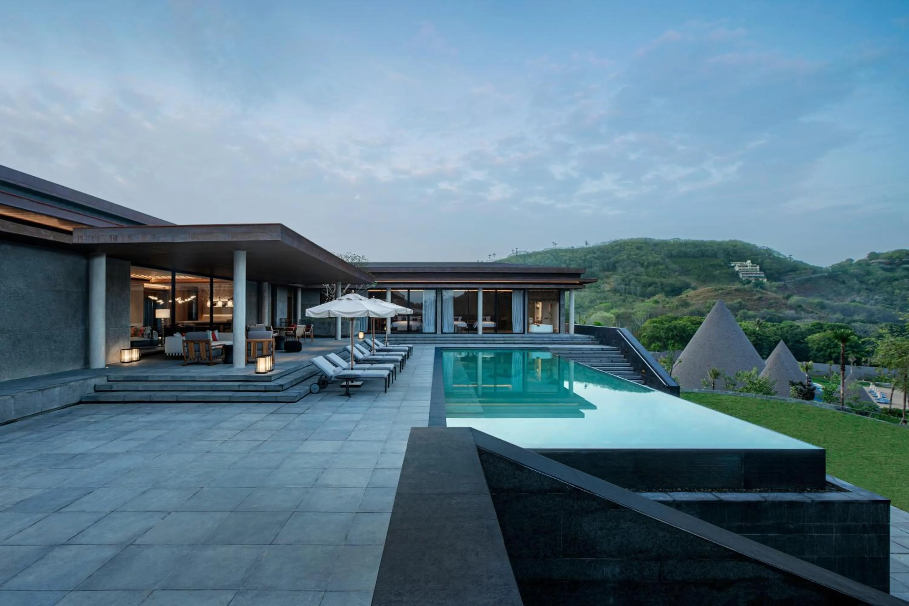 Property building in TA’AKTANA, a Luxury Collection Resort & Spa, Labuan Bajo