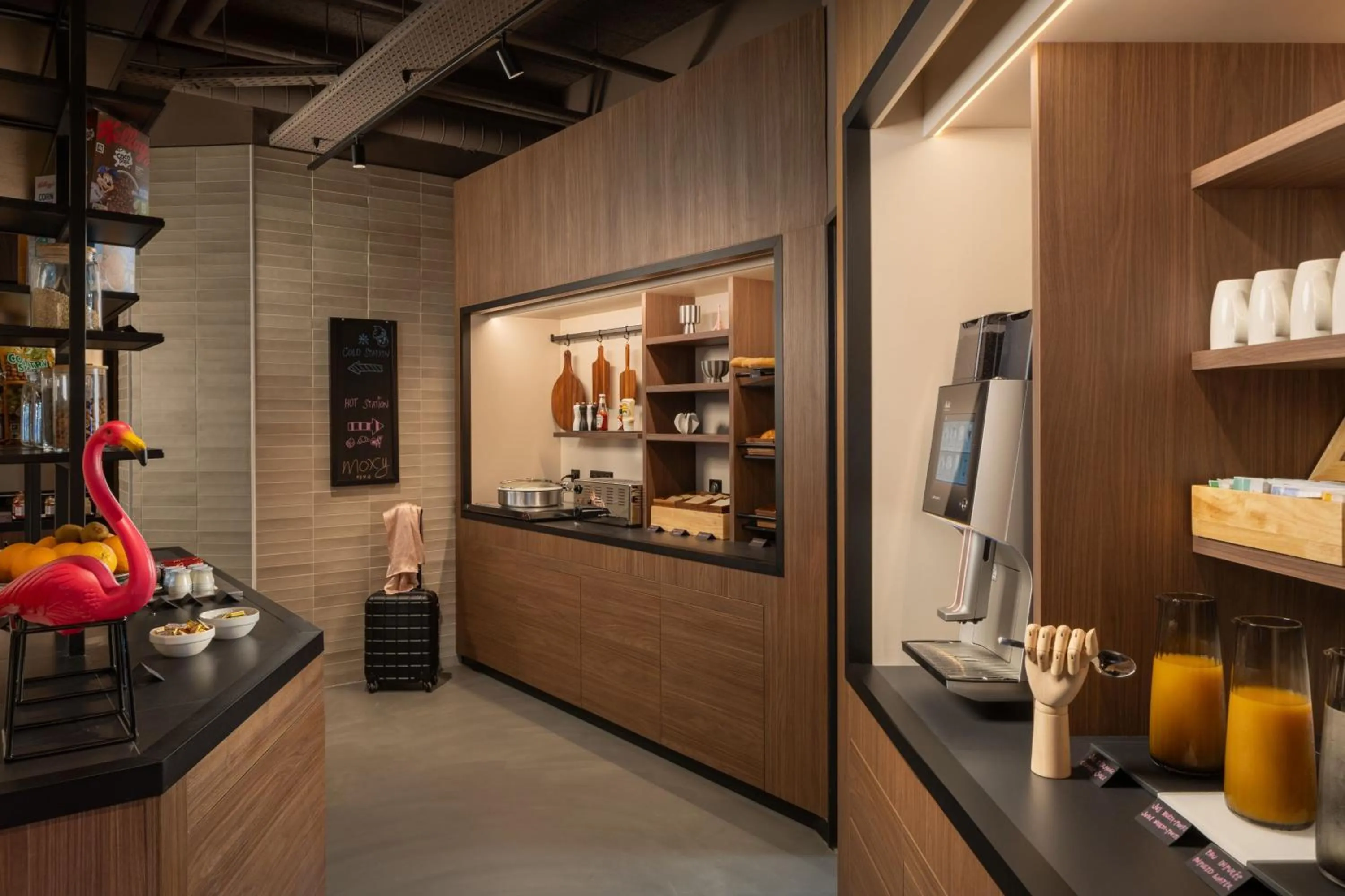 Breakfast in Moxy Paris Clamart