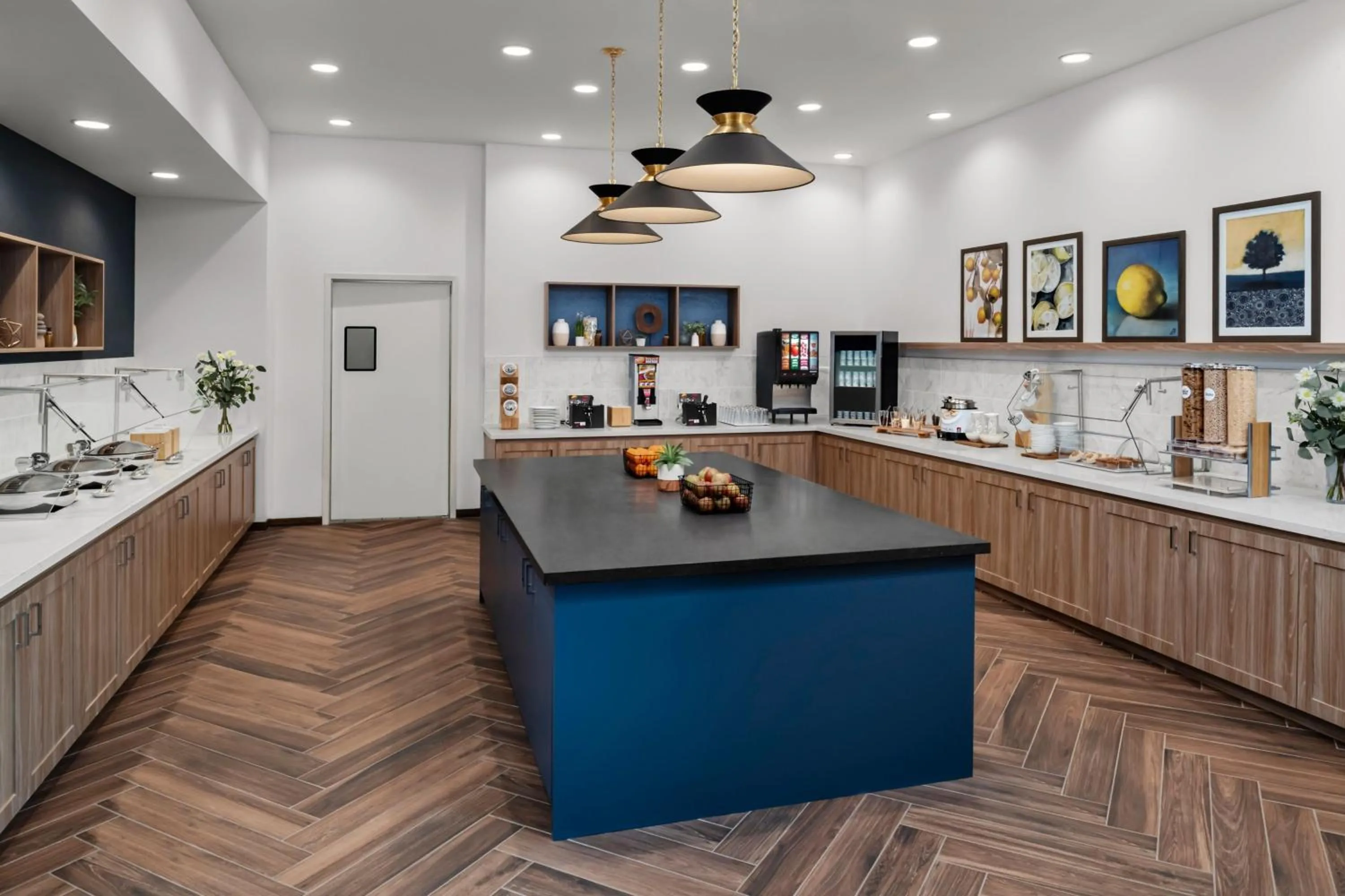 Breakfast in SpringHill Suites by Marriott Chula Vista Eastlake