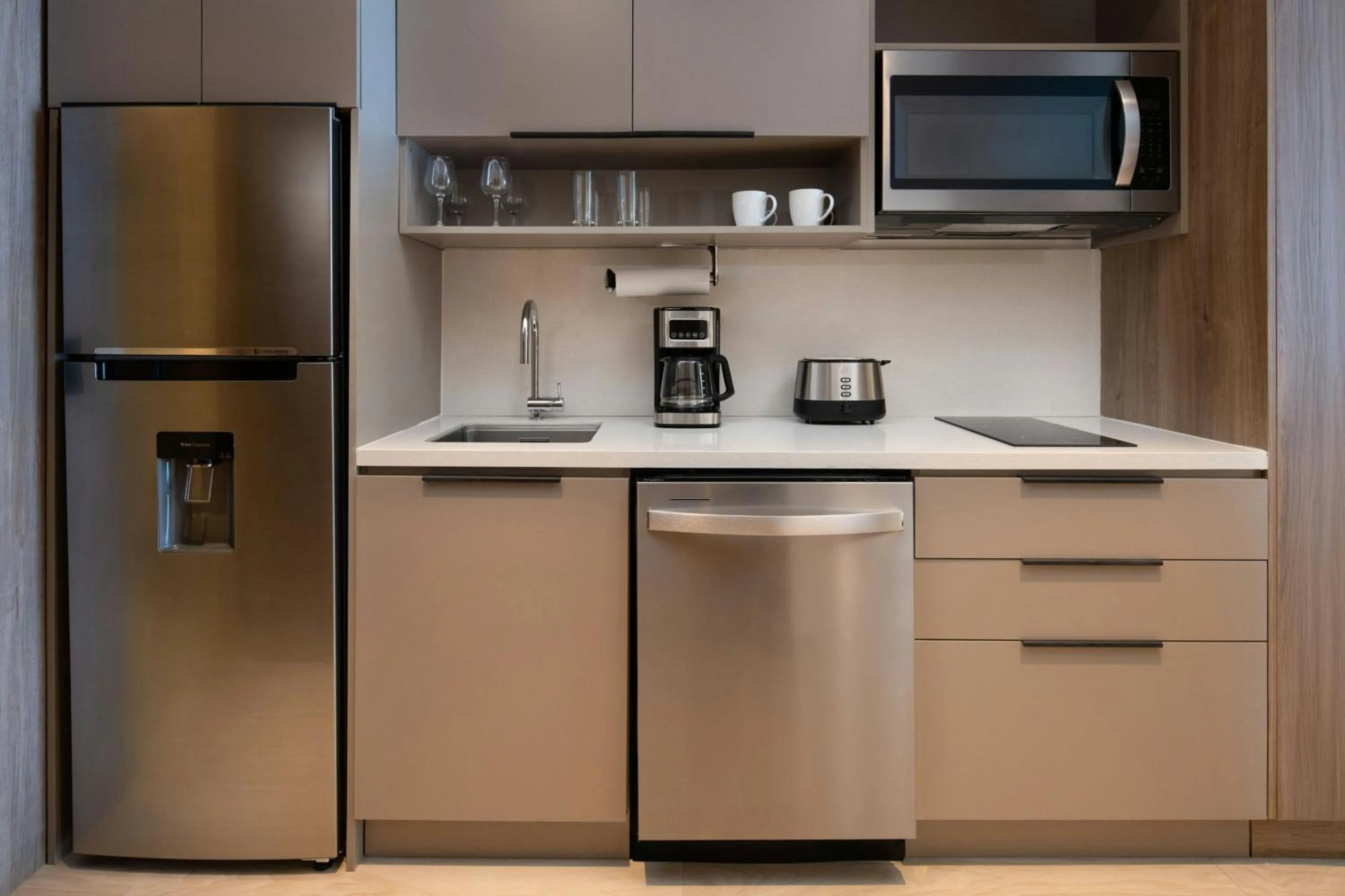 Kitchen or kitchenette in Residence Inn by Marriott Santiago de los Caballeros