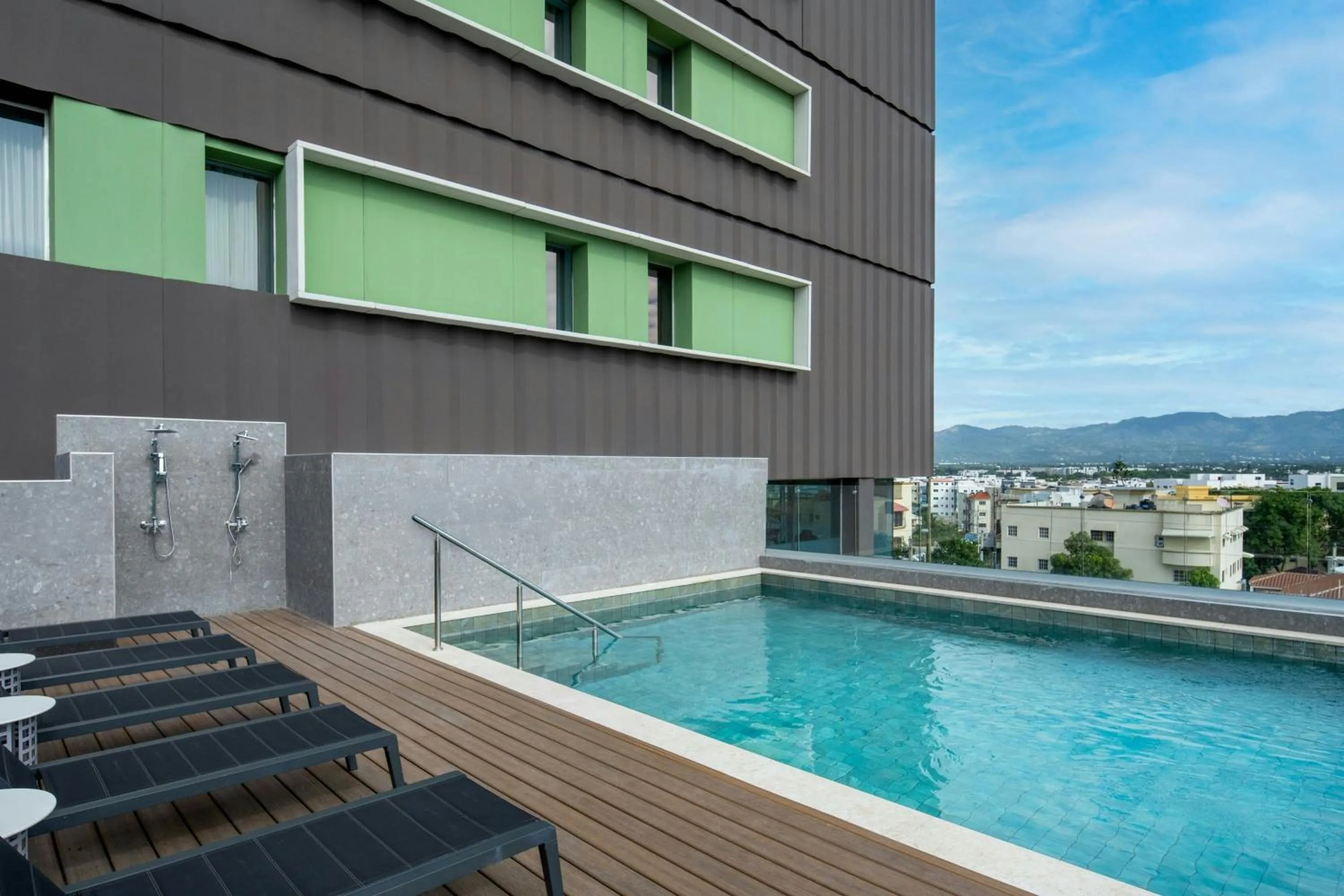 Swimming pool in Residence Inn by Marriott Santiago de los Caballeros