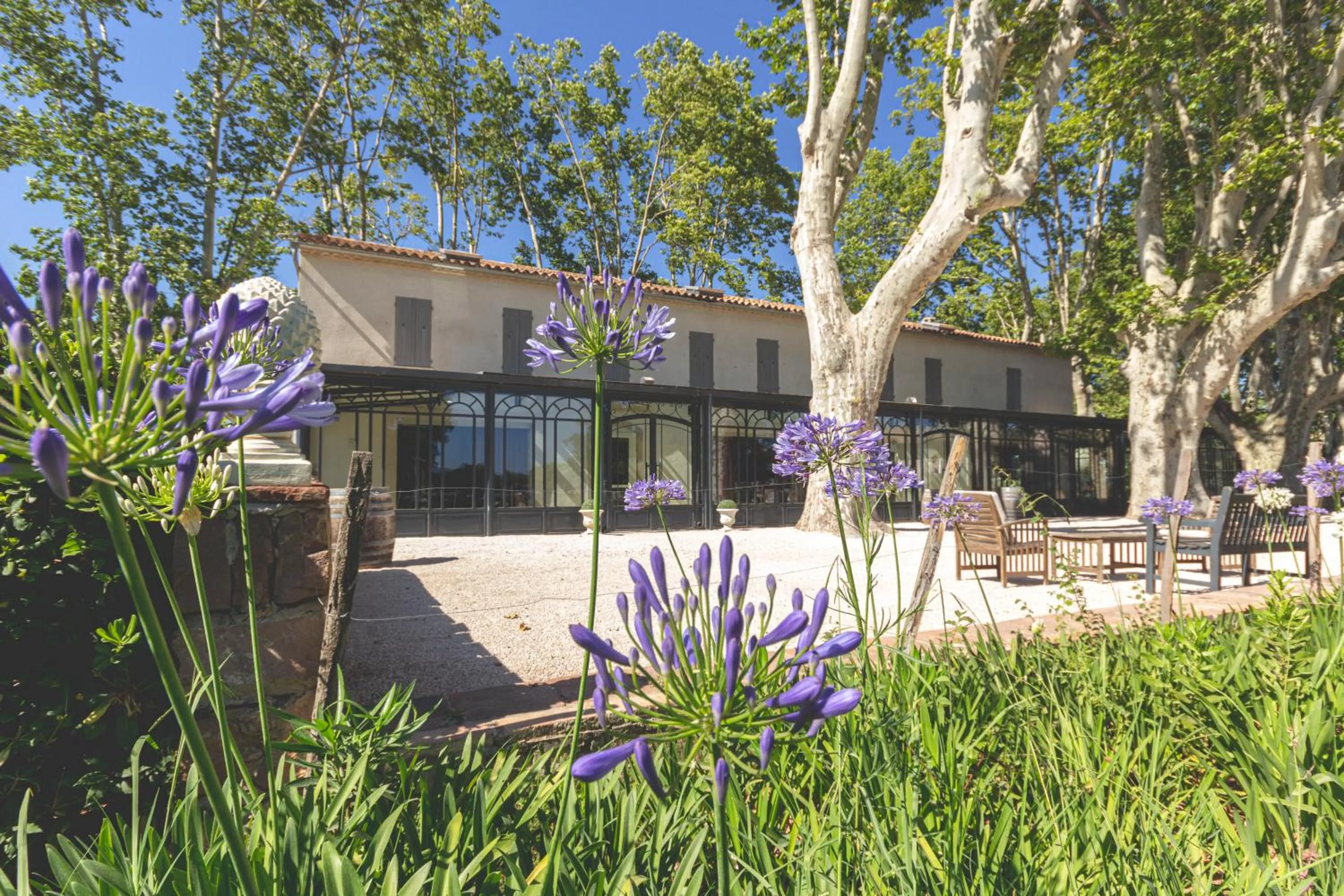 Property building in Domaine de la Baratonne