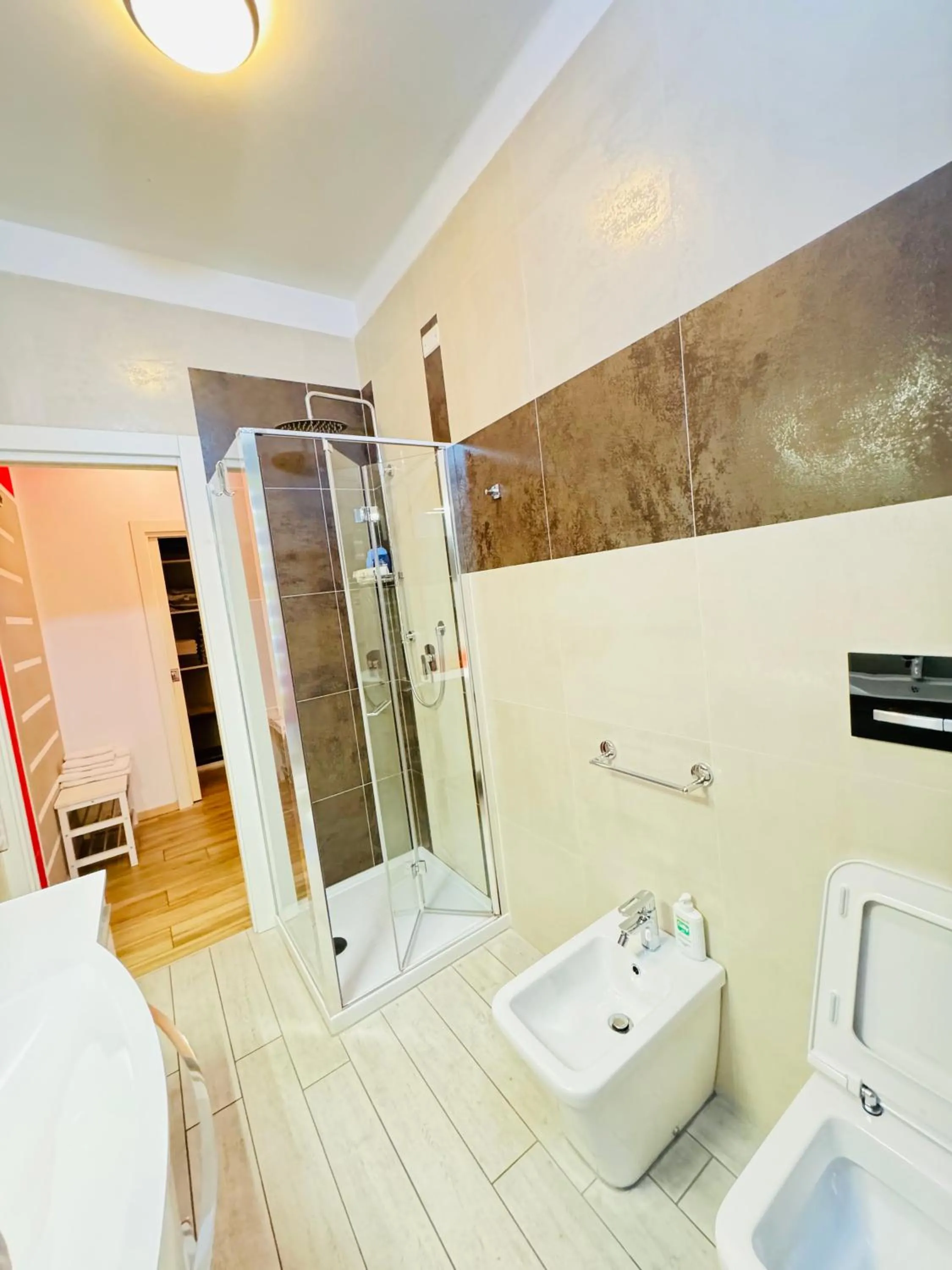 Smart House Rental Rooms FREE PARKING