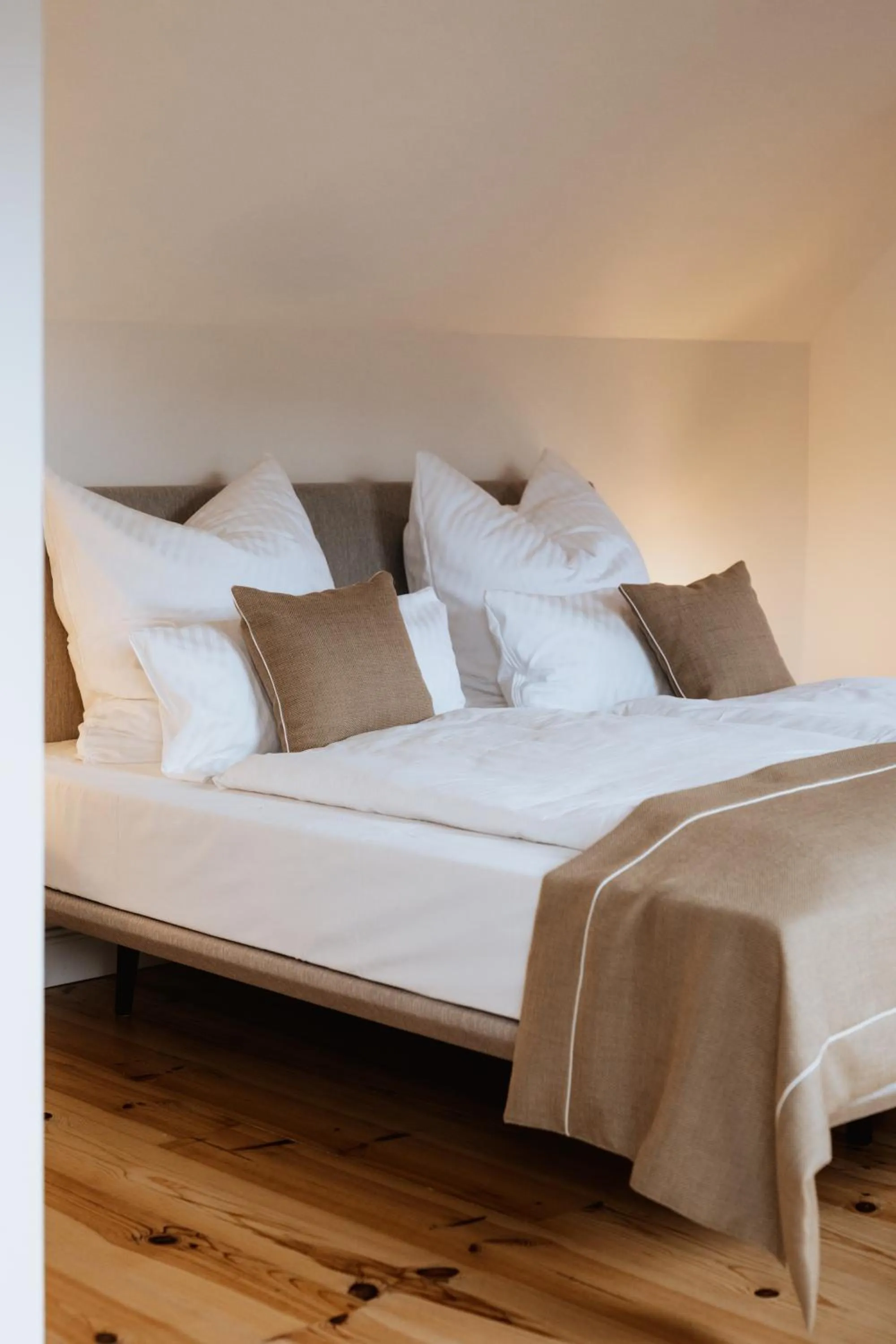 Bed in Hotel Gut Landscheid