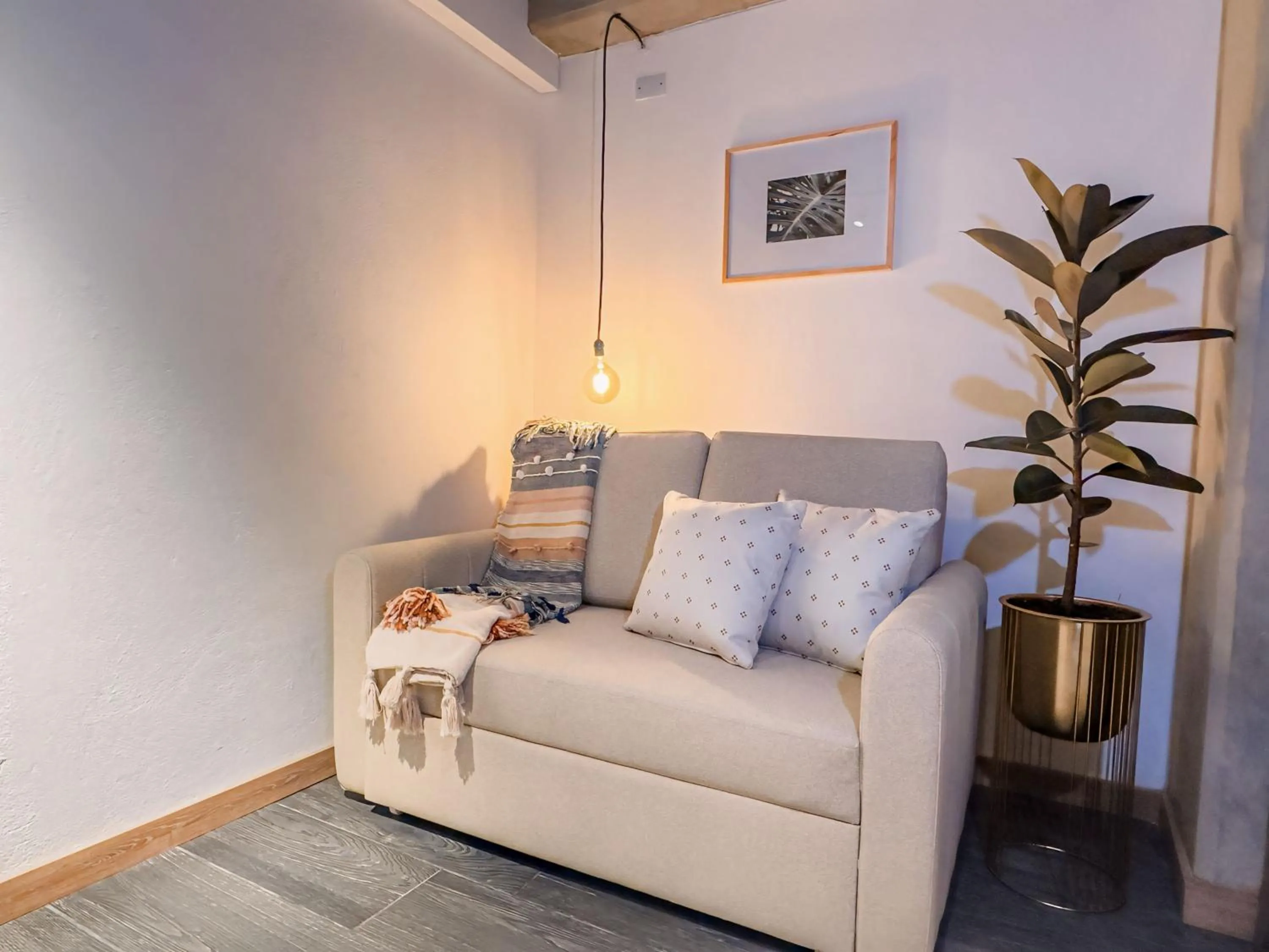 Apartment with Terrace in B 48 Living by B Rent