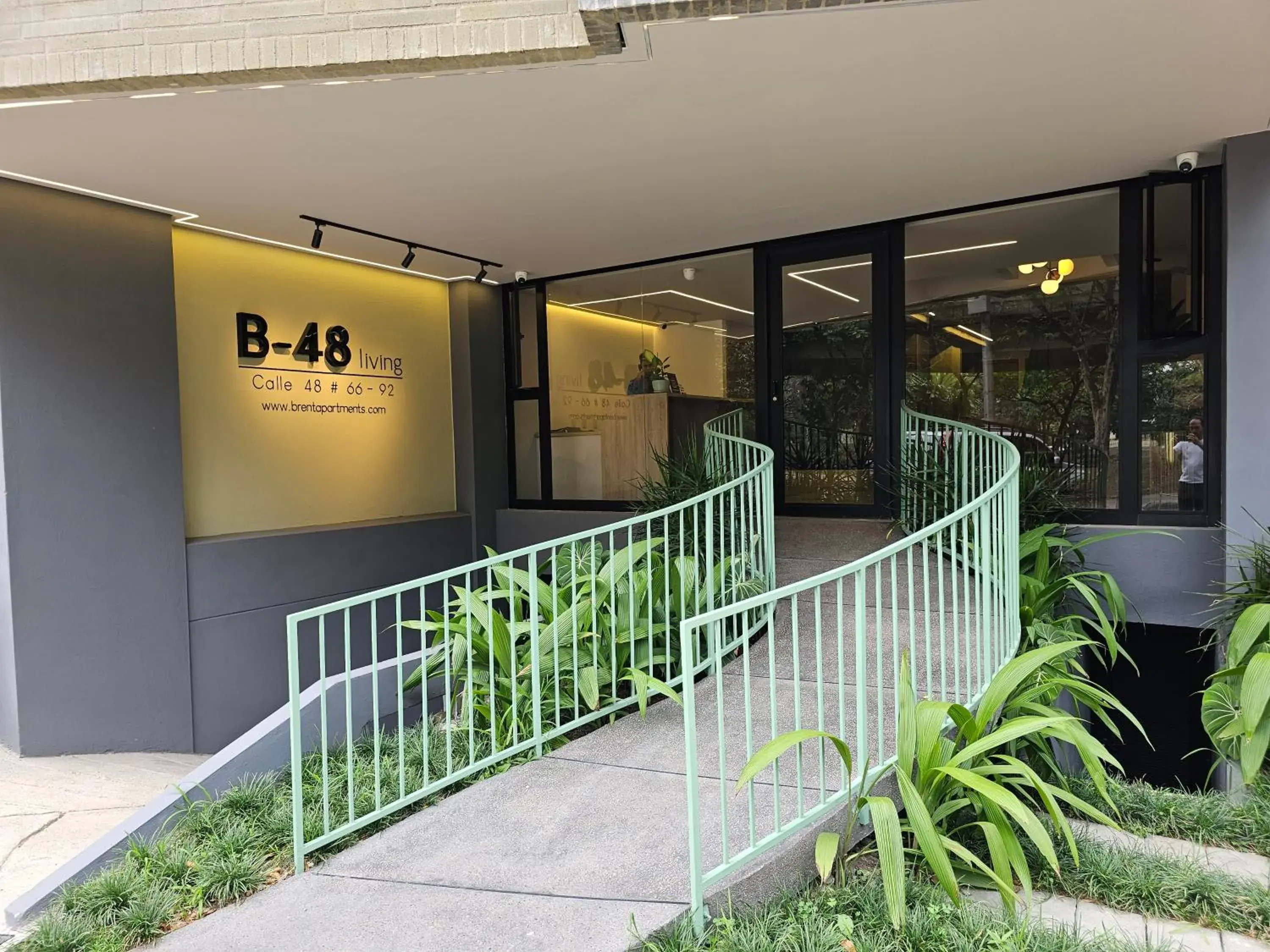 B 48 Living by B Rent B 48 Living by B Rent