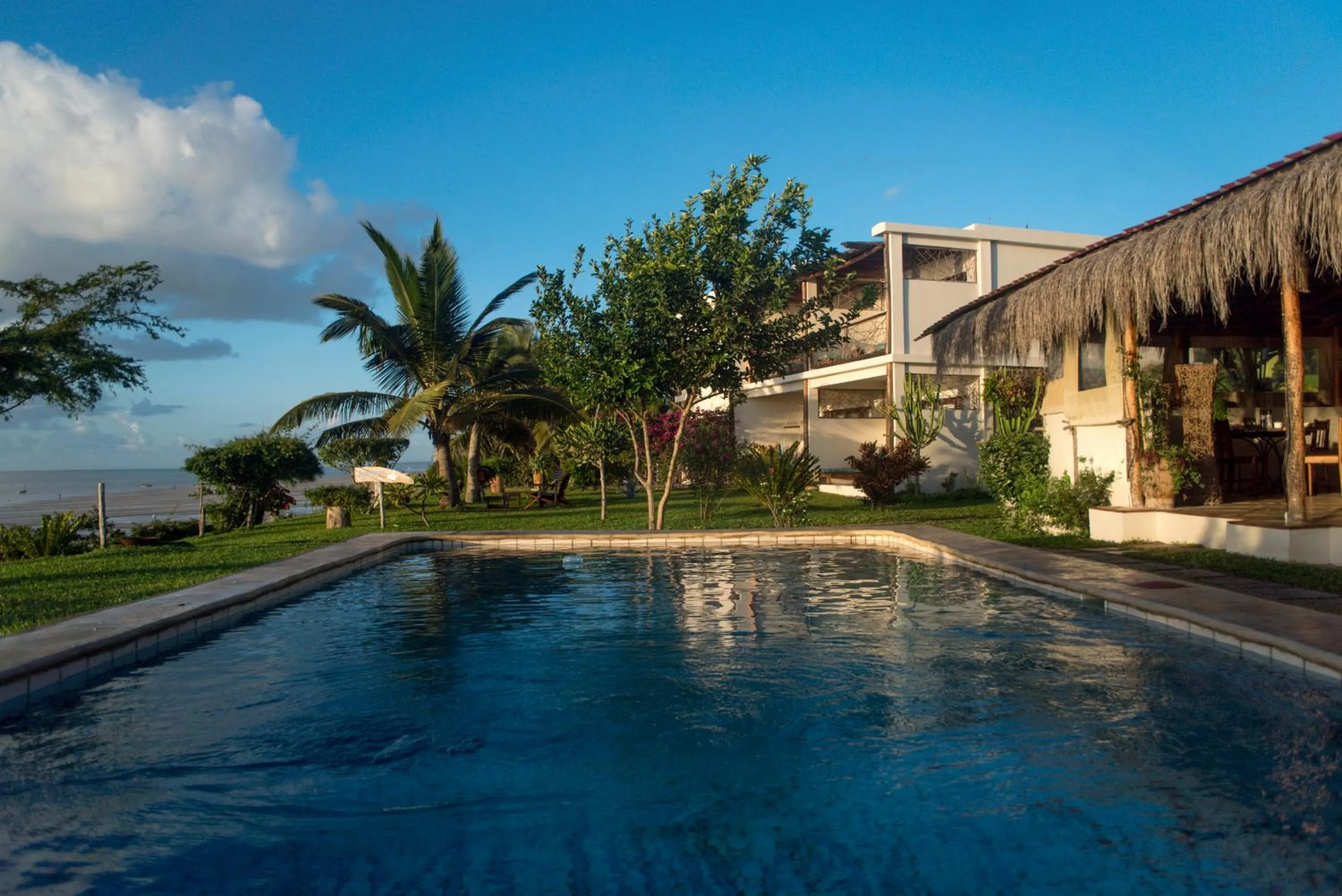 Property building in Casa Babi