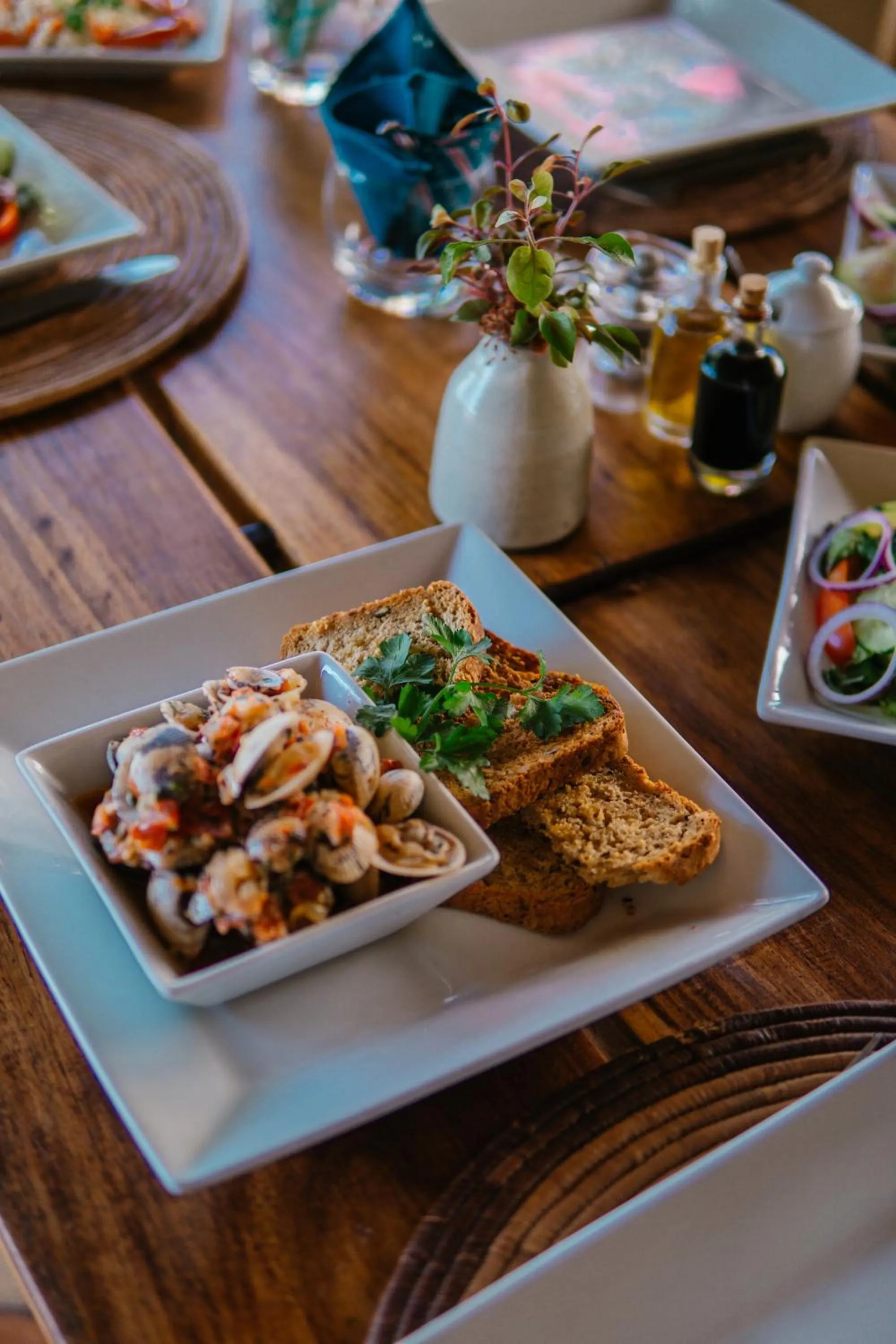 Restaurant/places to eat in Casa Babi