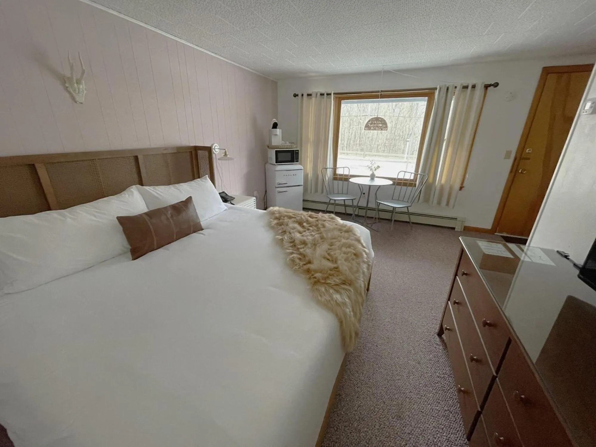 Bed in Berkshire Valley Inn