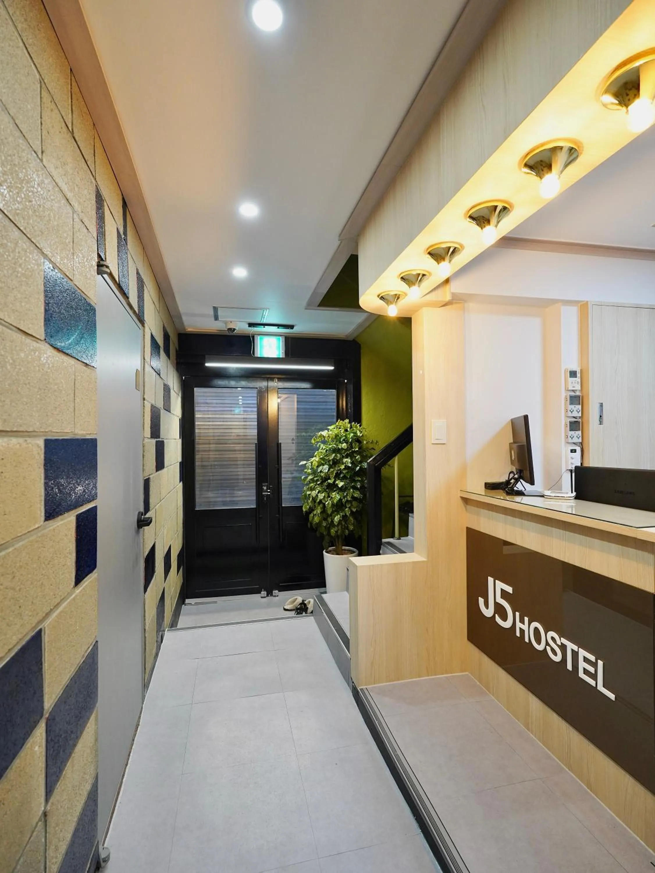 J5 Hostel