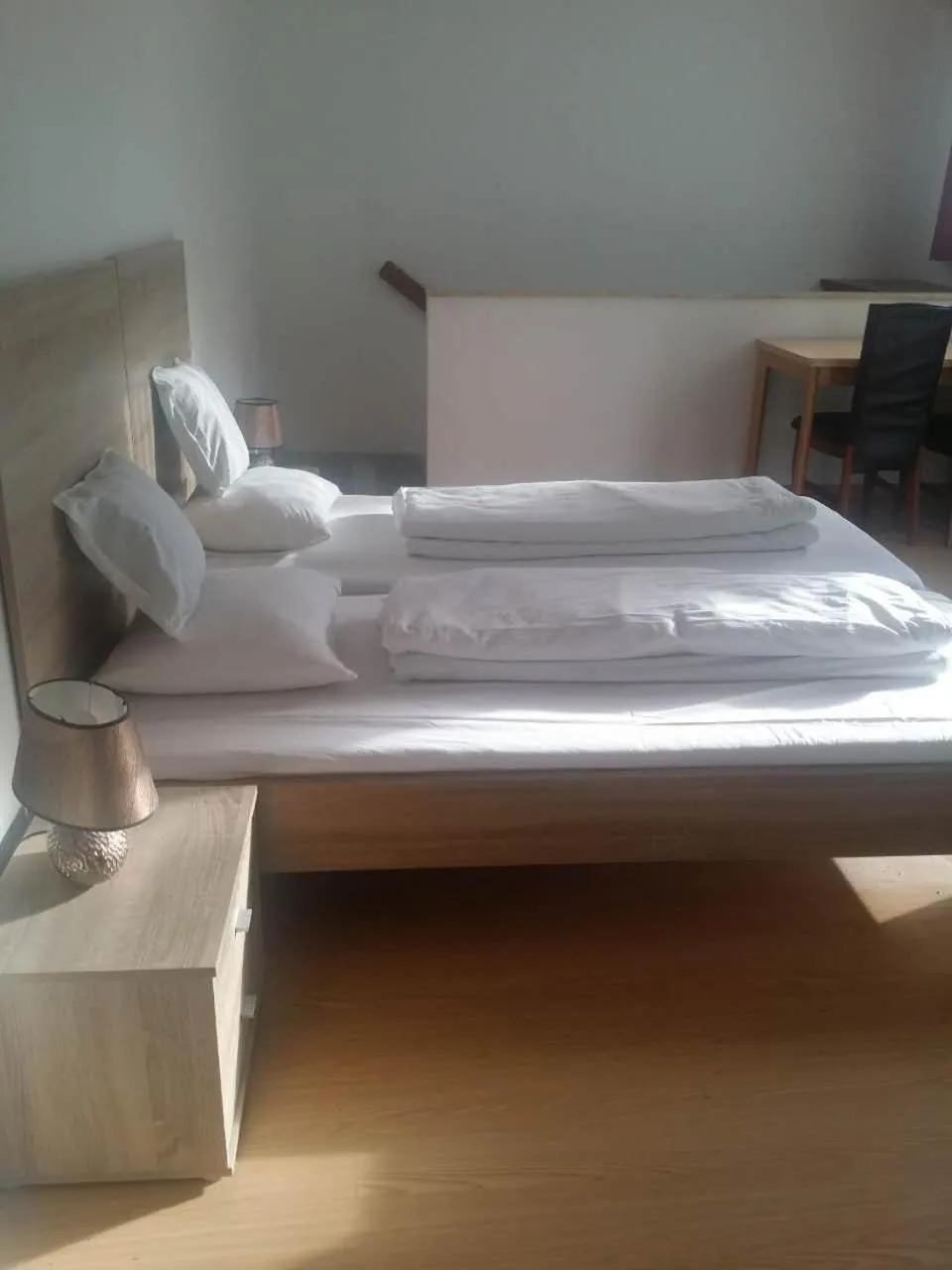 Photo of the whole room, Bed in Cáfe 168