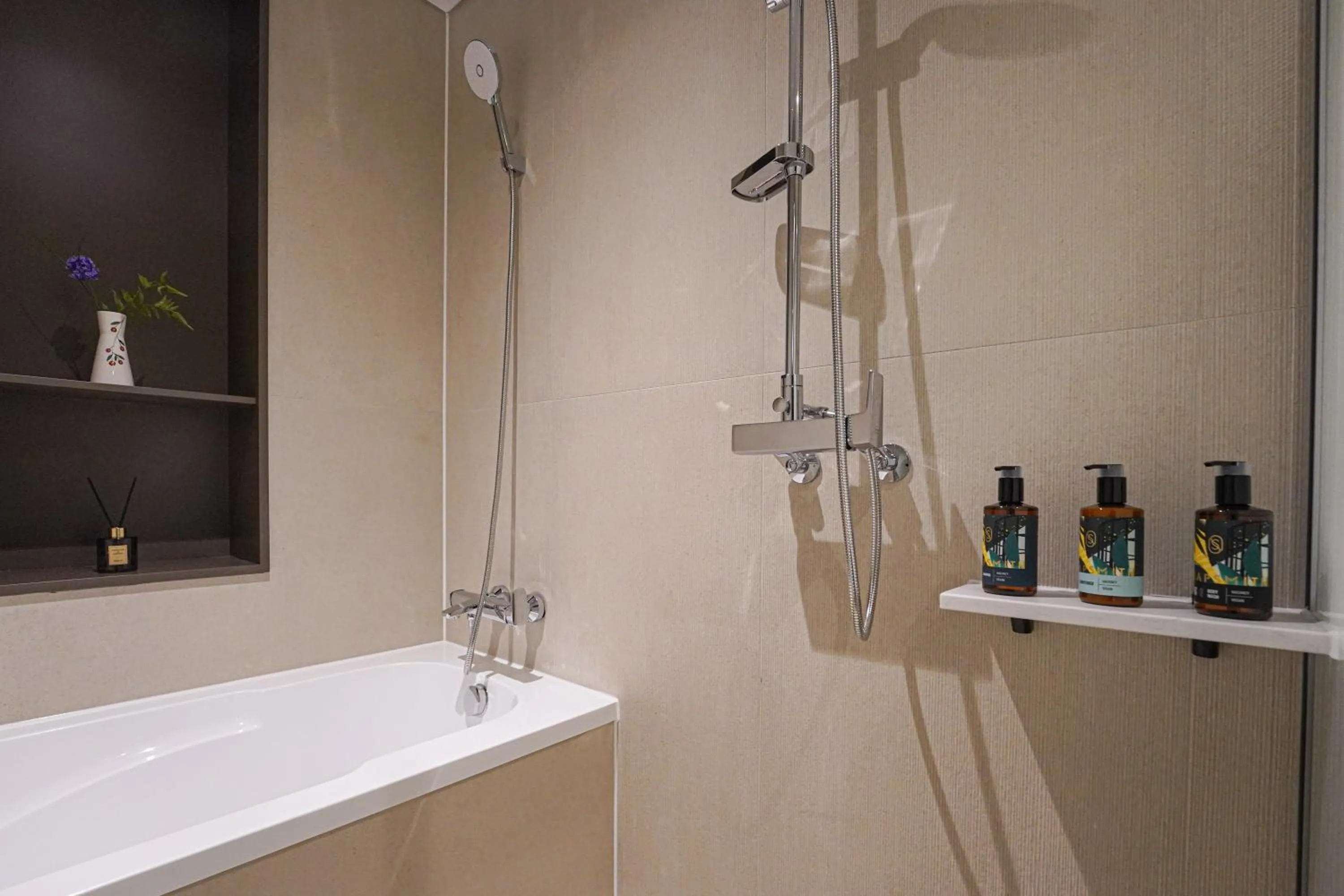 Bathroom in Hotel Ground27