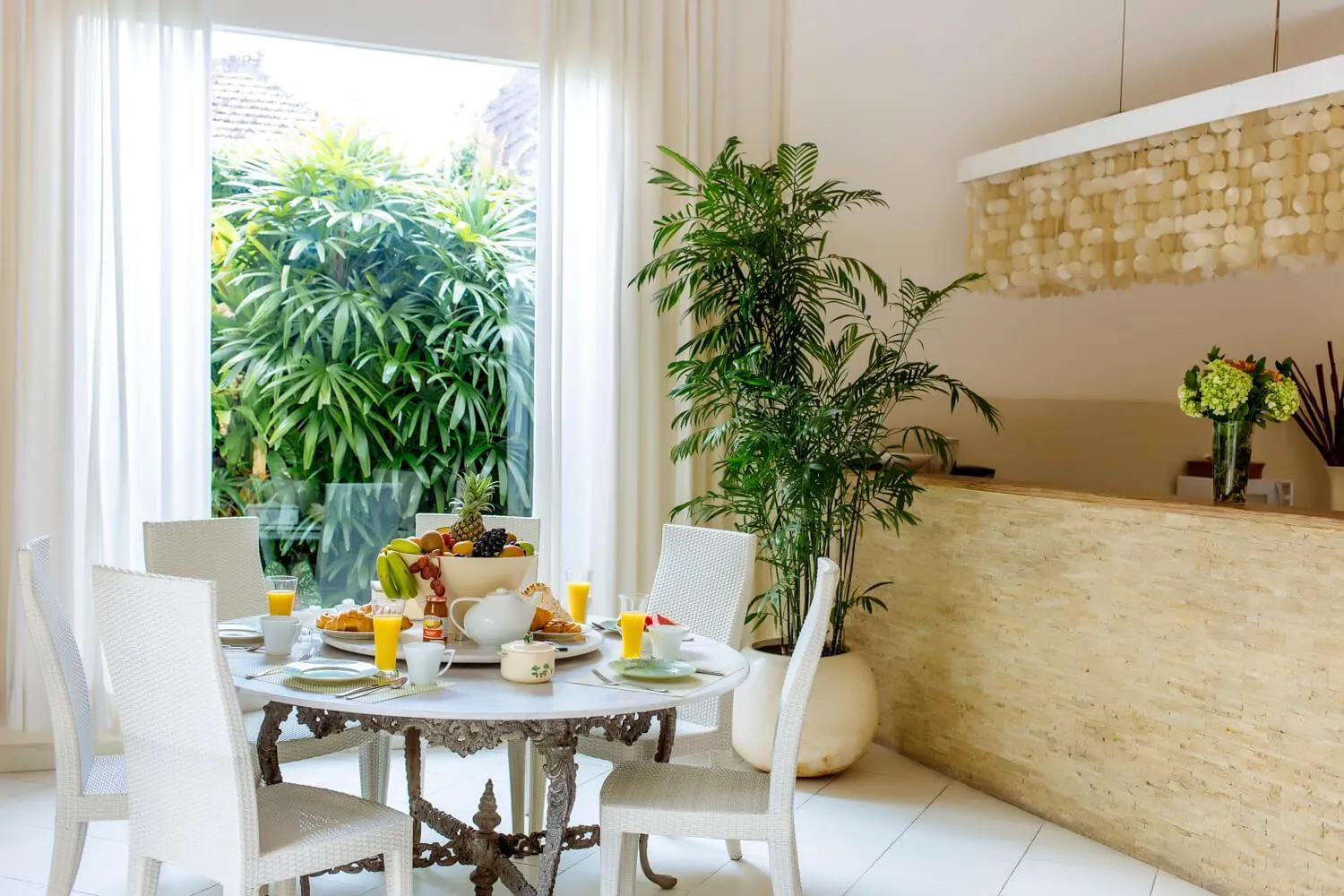 Dining area in Villa Casabola - Seminyak