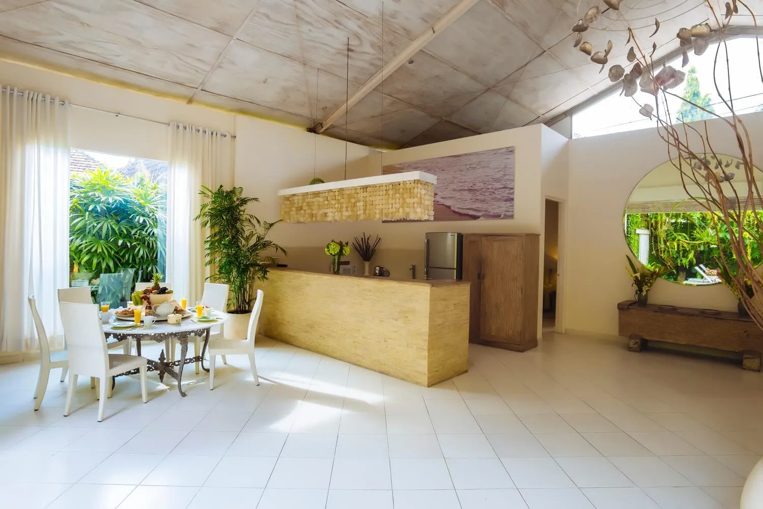 Kitchen or kitchenette in Villa Casabola - Seminyak