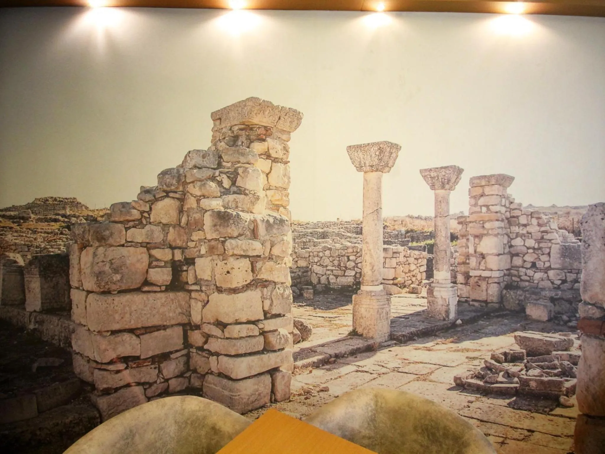 TV and multimedia in Hotel Bylis