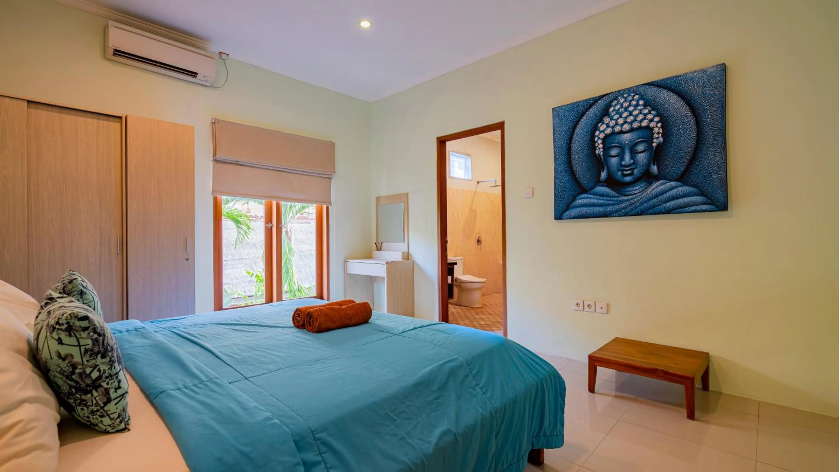 Bedroom, Bed in Villa Harmony - Seminyak