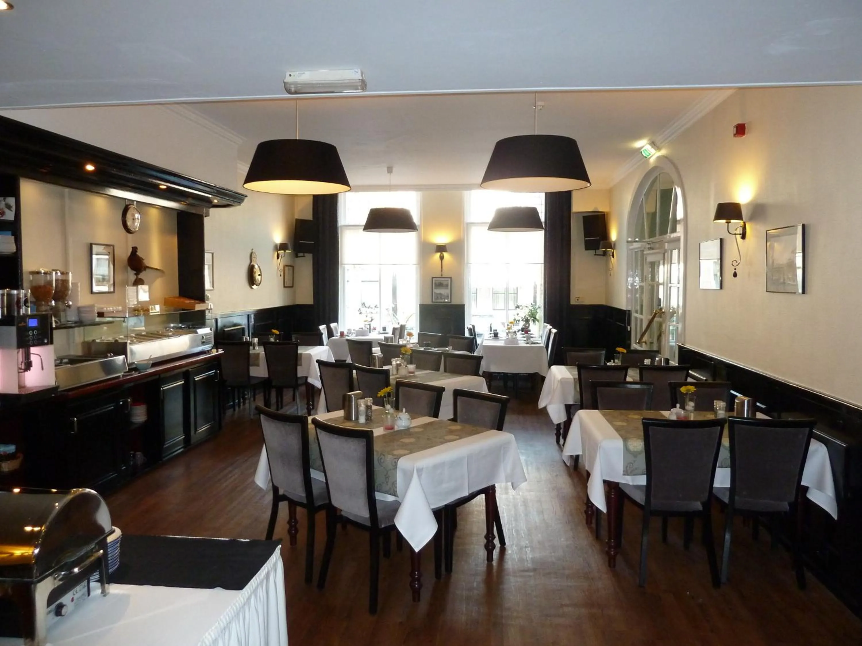 Restaurant/places to eat in Hotel Centraal