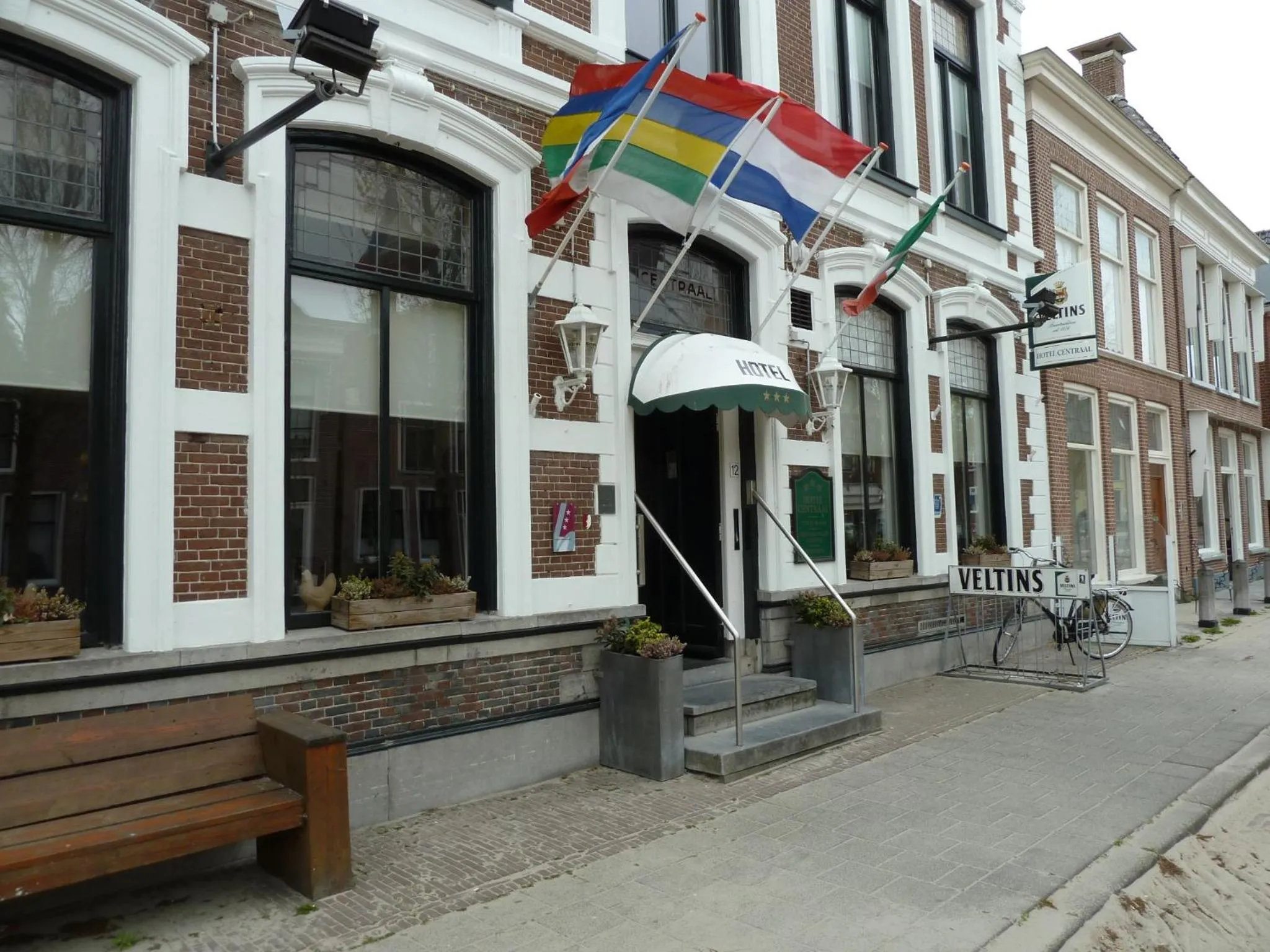 Facade/entrance in Hotel Centraal