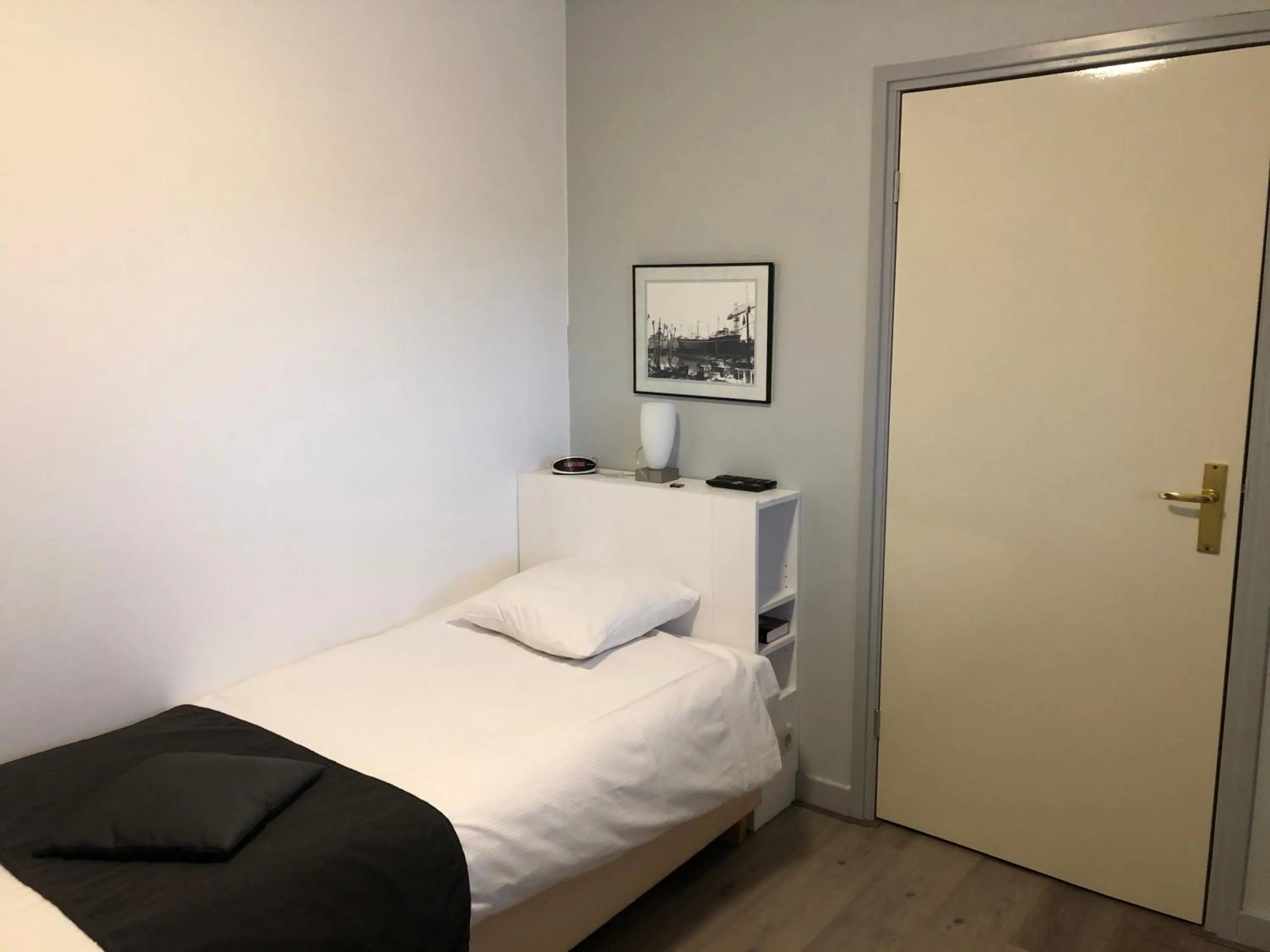 Bed in Hotel Centraal