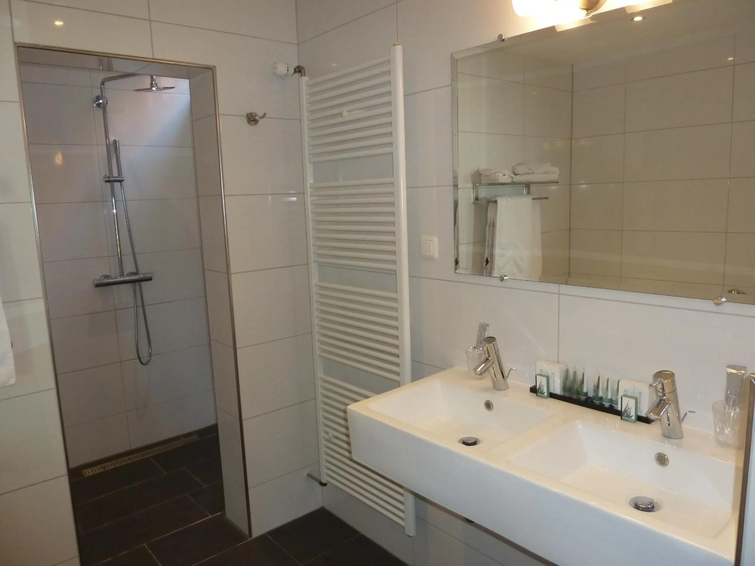 Shower in Hotel Centraal