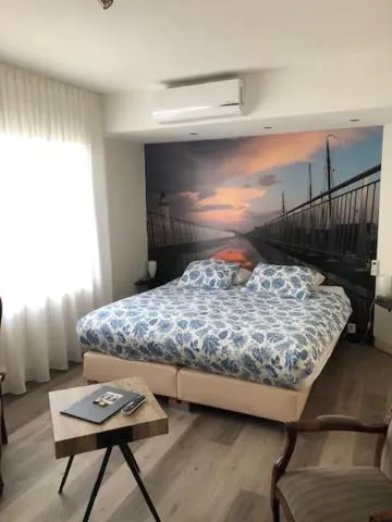 Bed in Hotel Centraal
