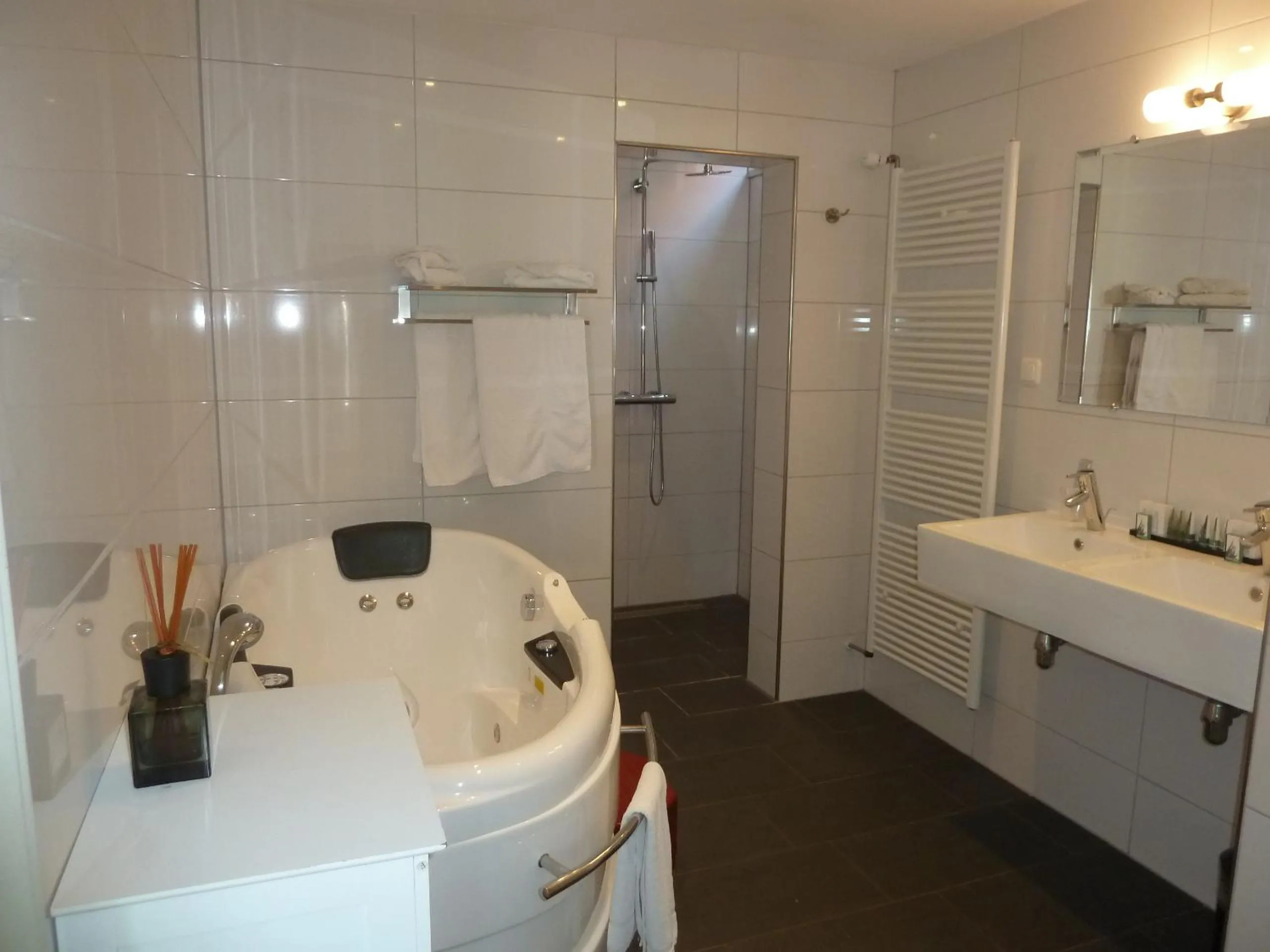 Bathroom in Hotel Centraal