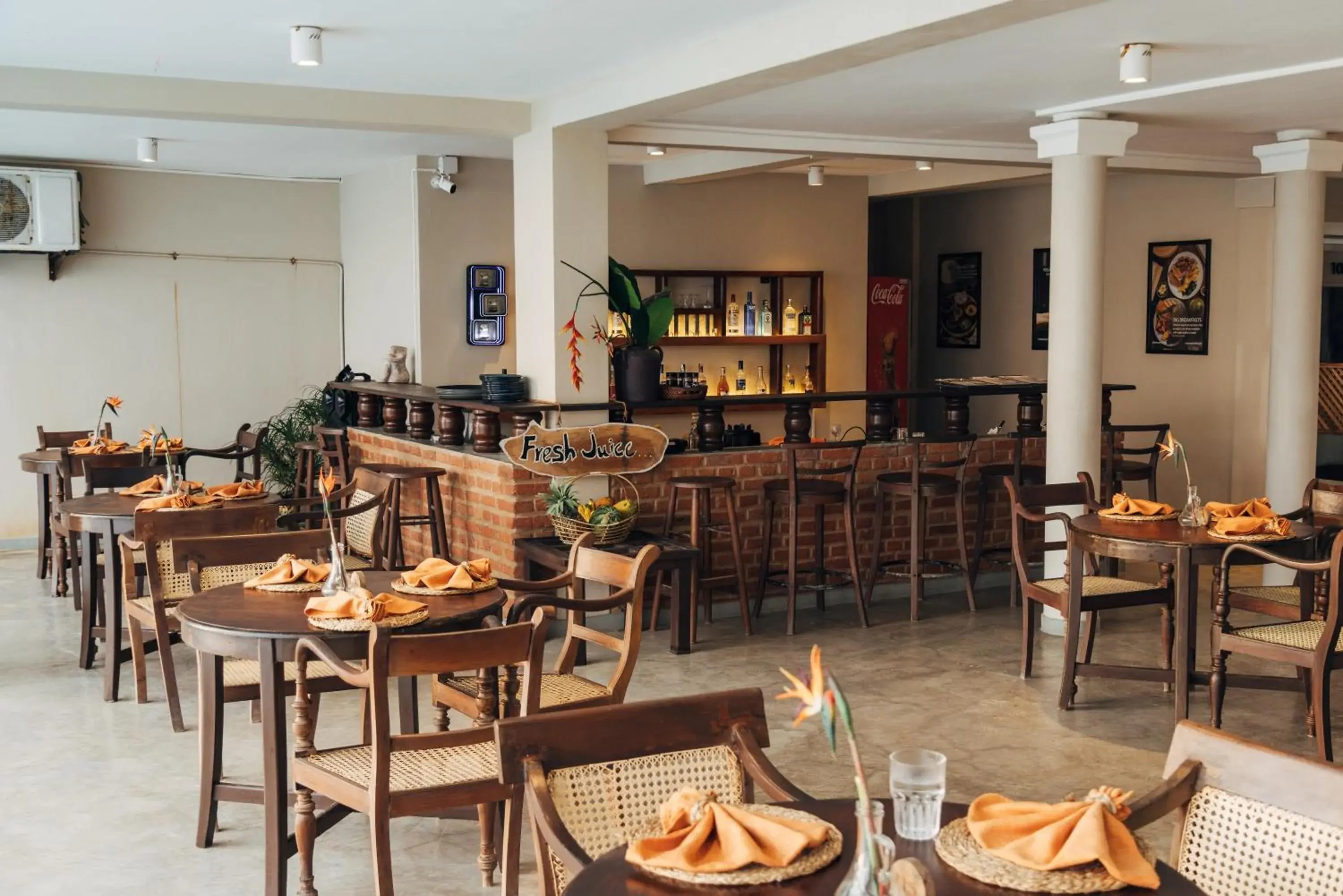 Restaurant/places to eat in Neevana Hotel Hikkaduwa Restaurant/places to eat in Neevana Hotel Hikkaduwa