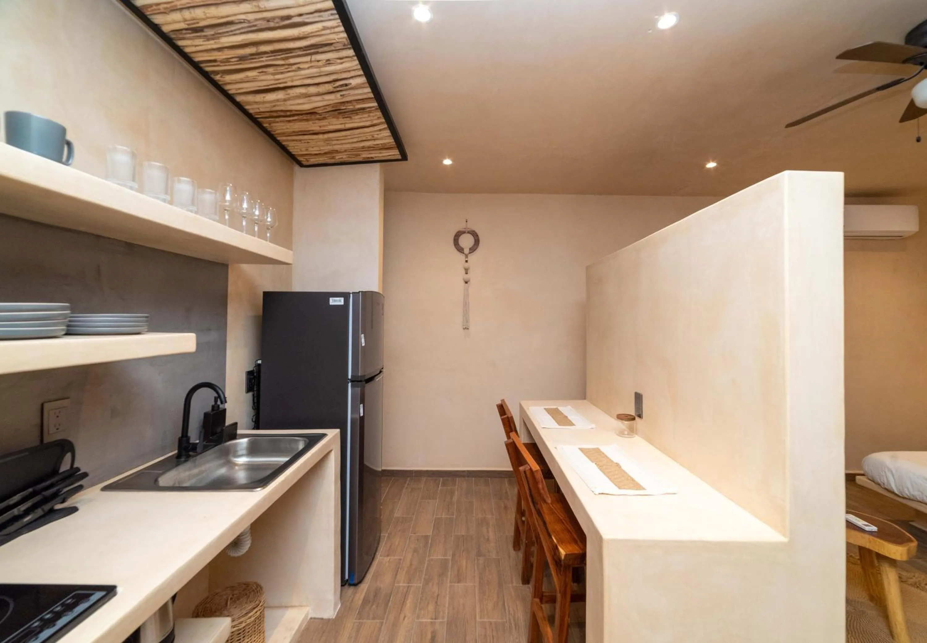 Kitchen or kitchenette in The Teodoro