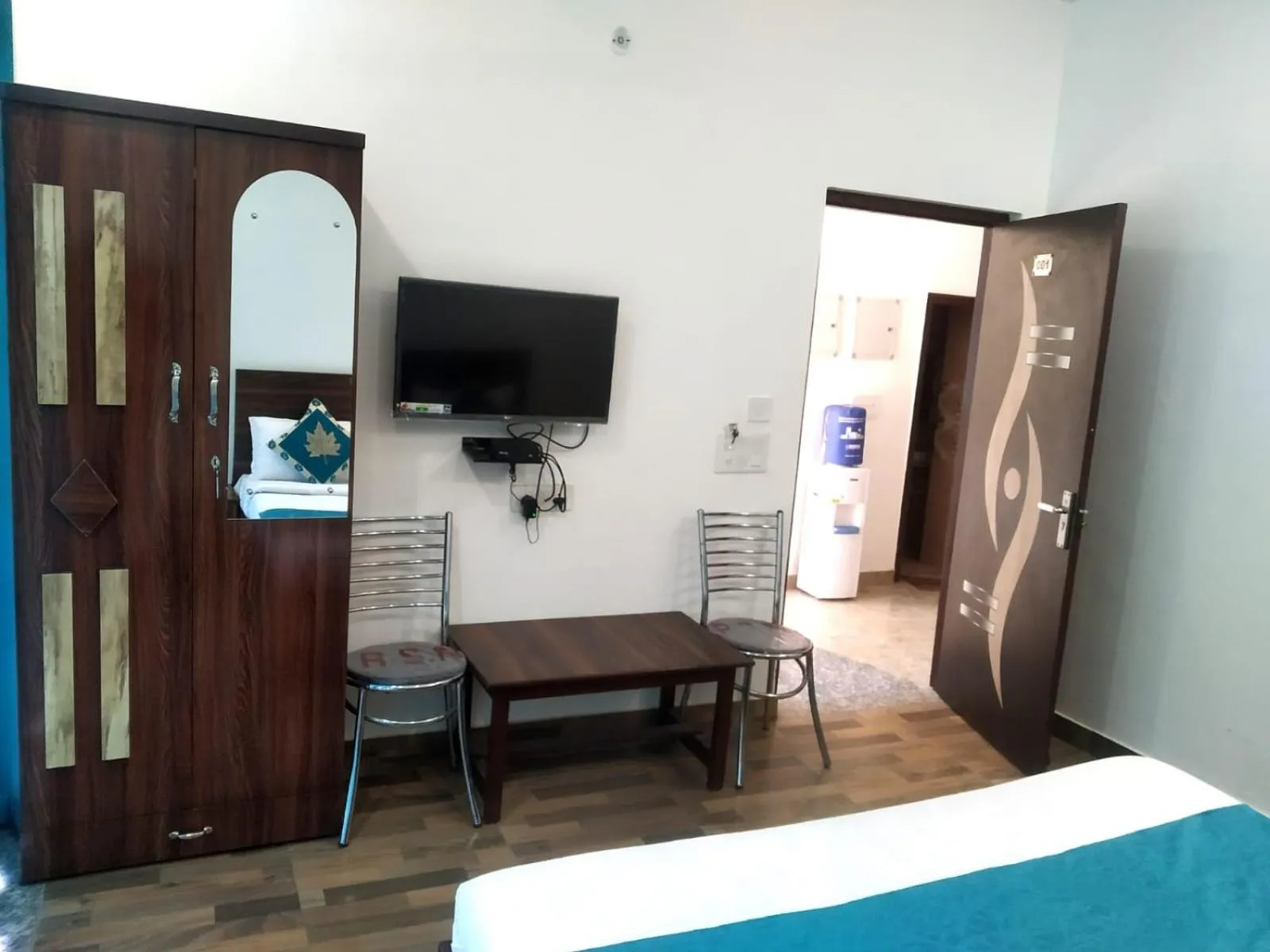 TV and multimedia, Bed in Hotel NV Palace