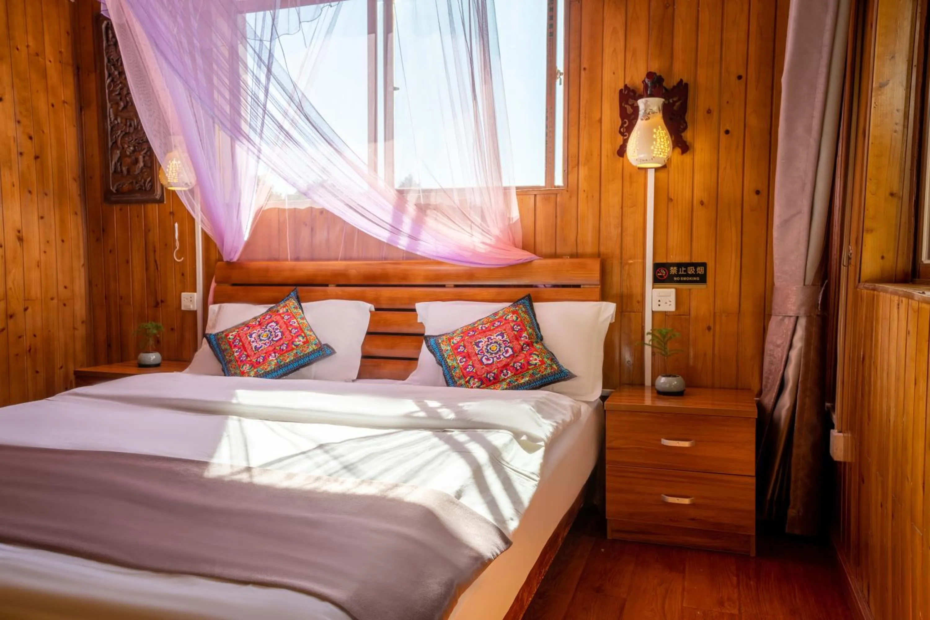 Lijiang Ancient City View Inn