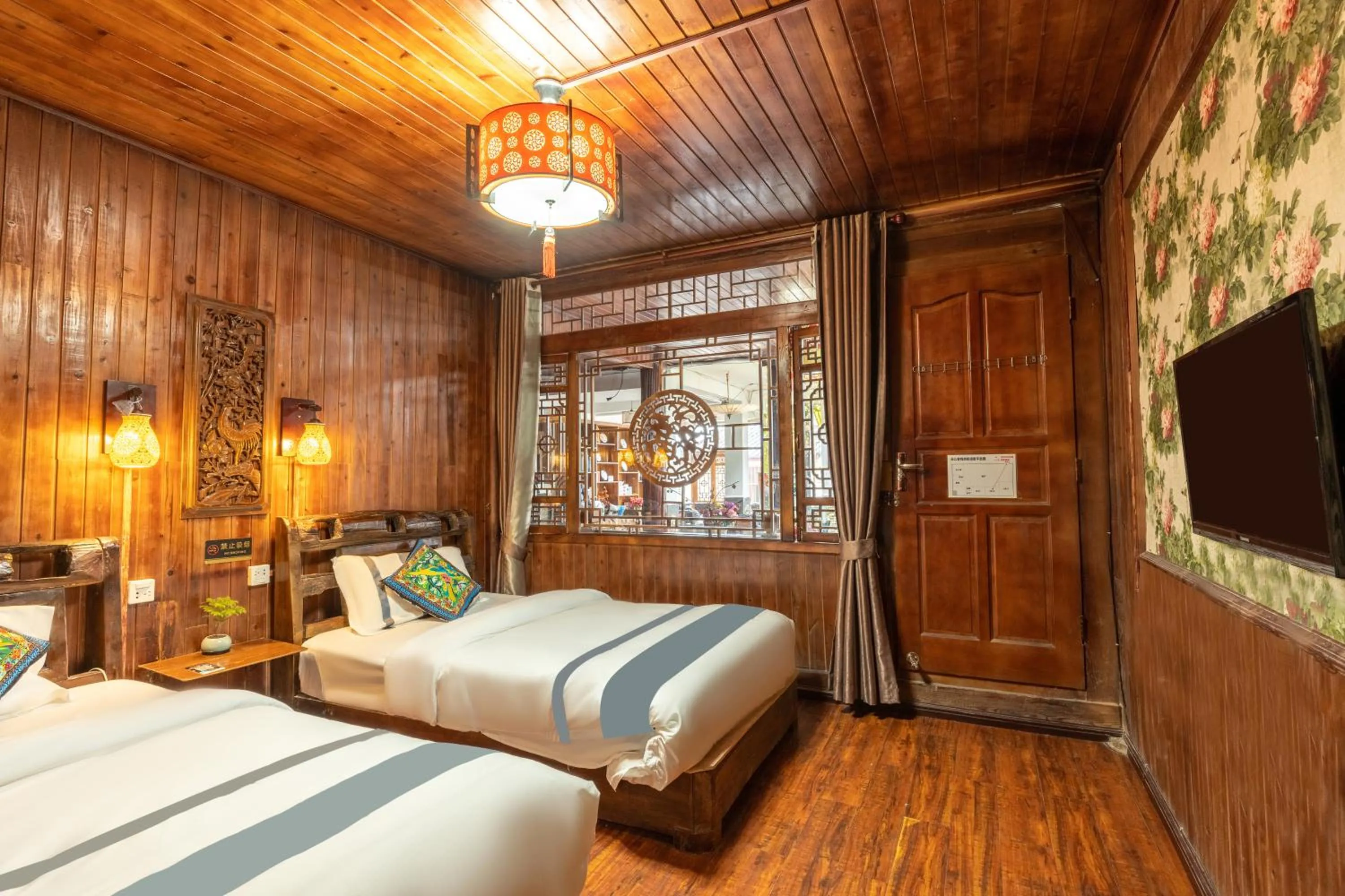 Lijiang Ancient City View Inn