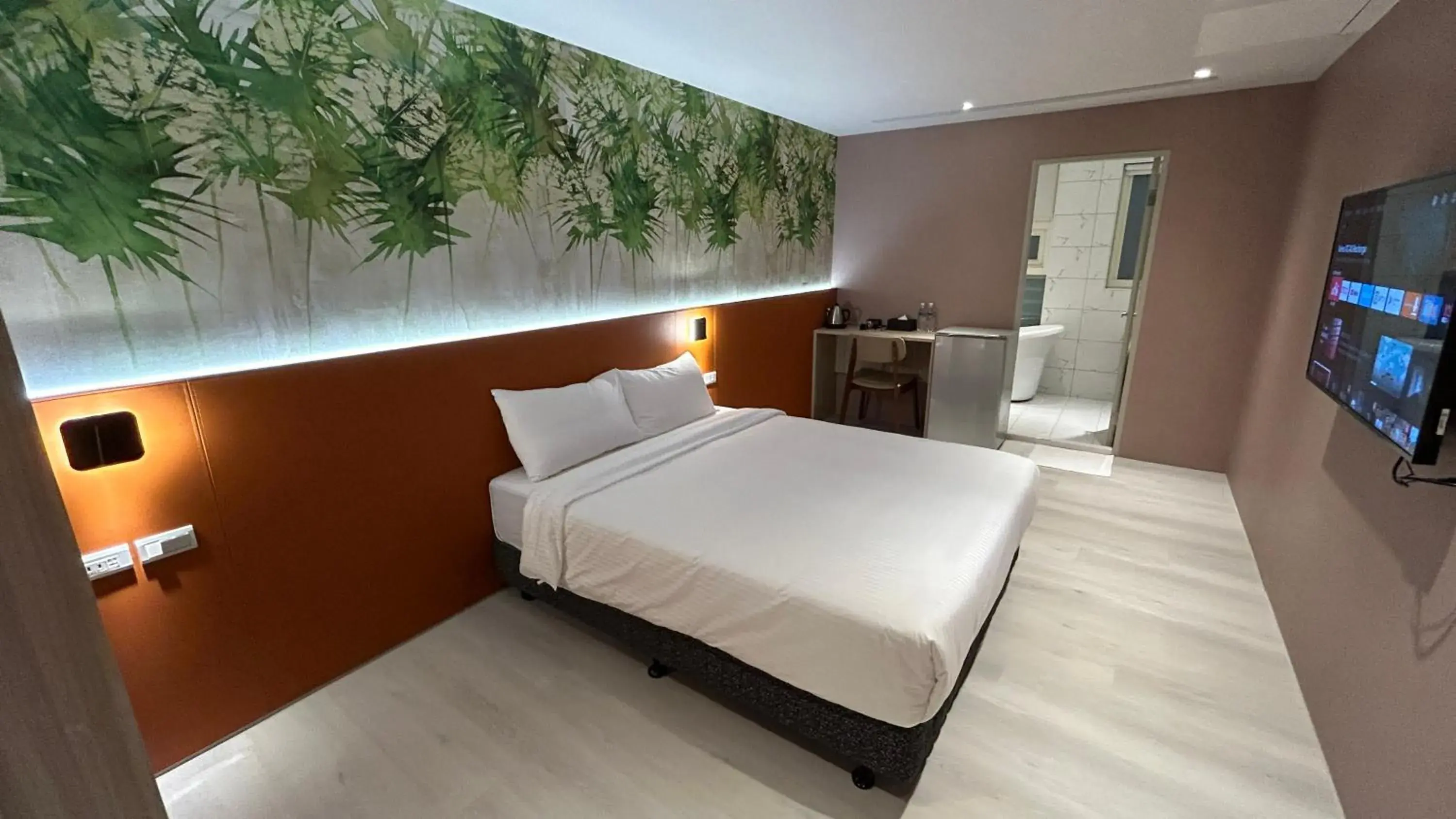 Double Room with Private Bathroom - single occupancy in Fashion Home Business Hotel 時尚居商旅 Double Room with Private Bathroom - single occupancy in Fashion Home Business Hotel 時尚居商旅
