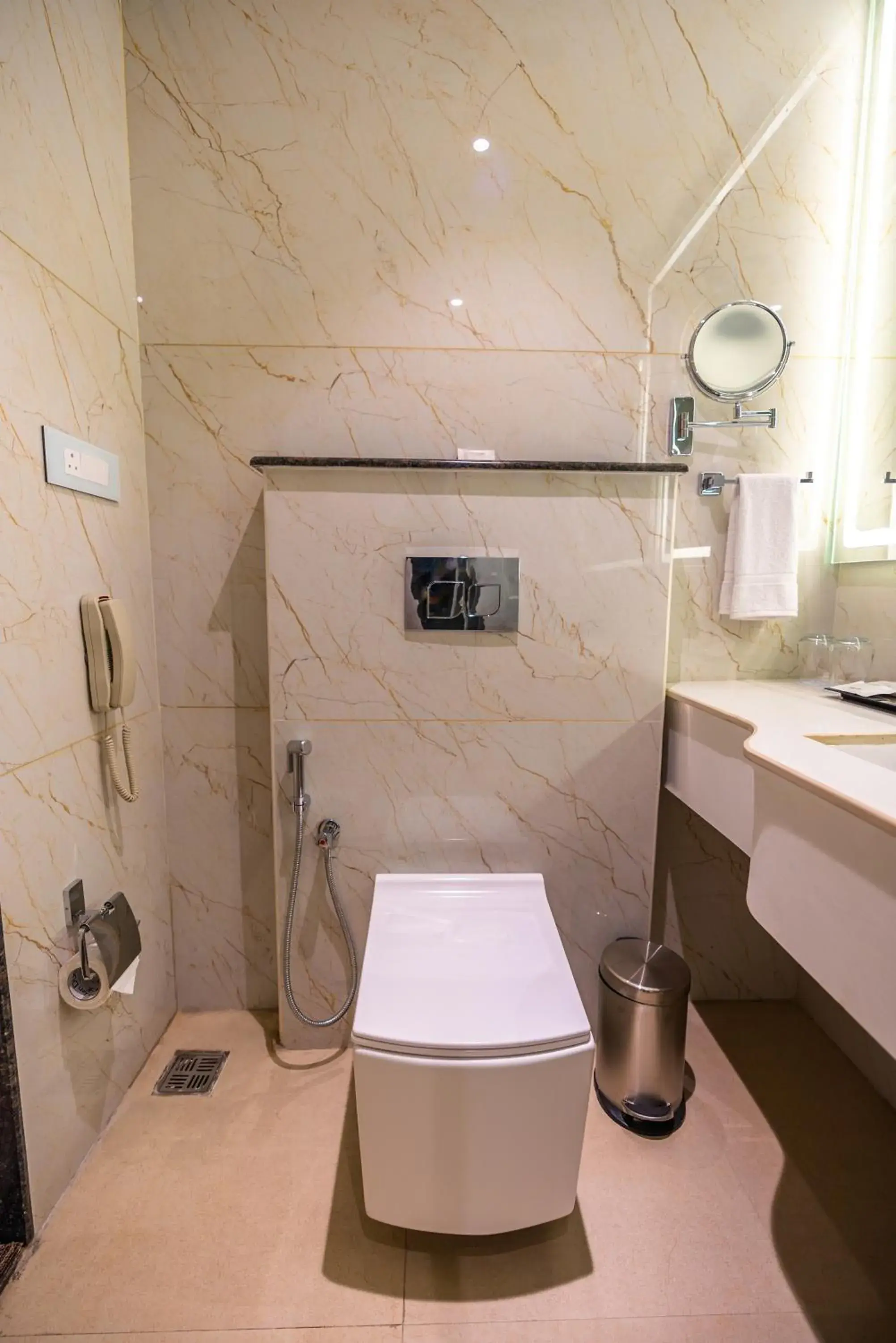 Bathroom in Clarks inn Express Ayodhya Bathroom in Clarks inn Express Ayodhya