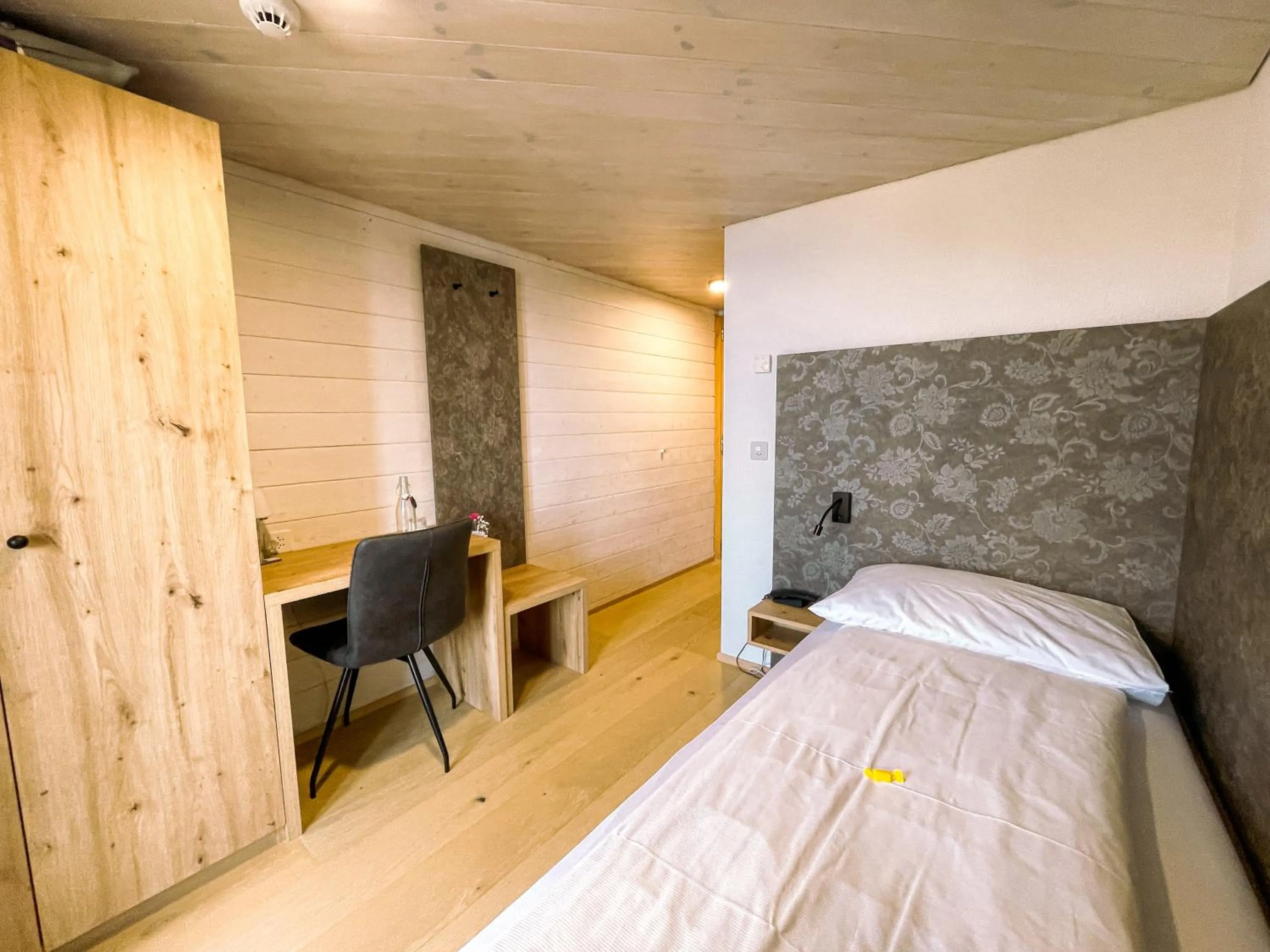 Bed in Hotel Aletsch