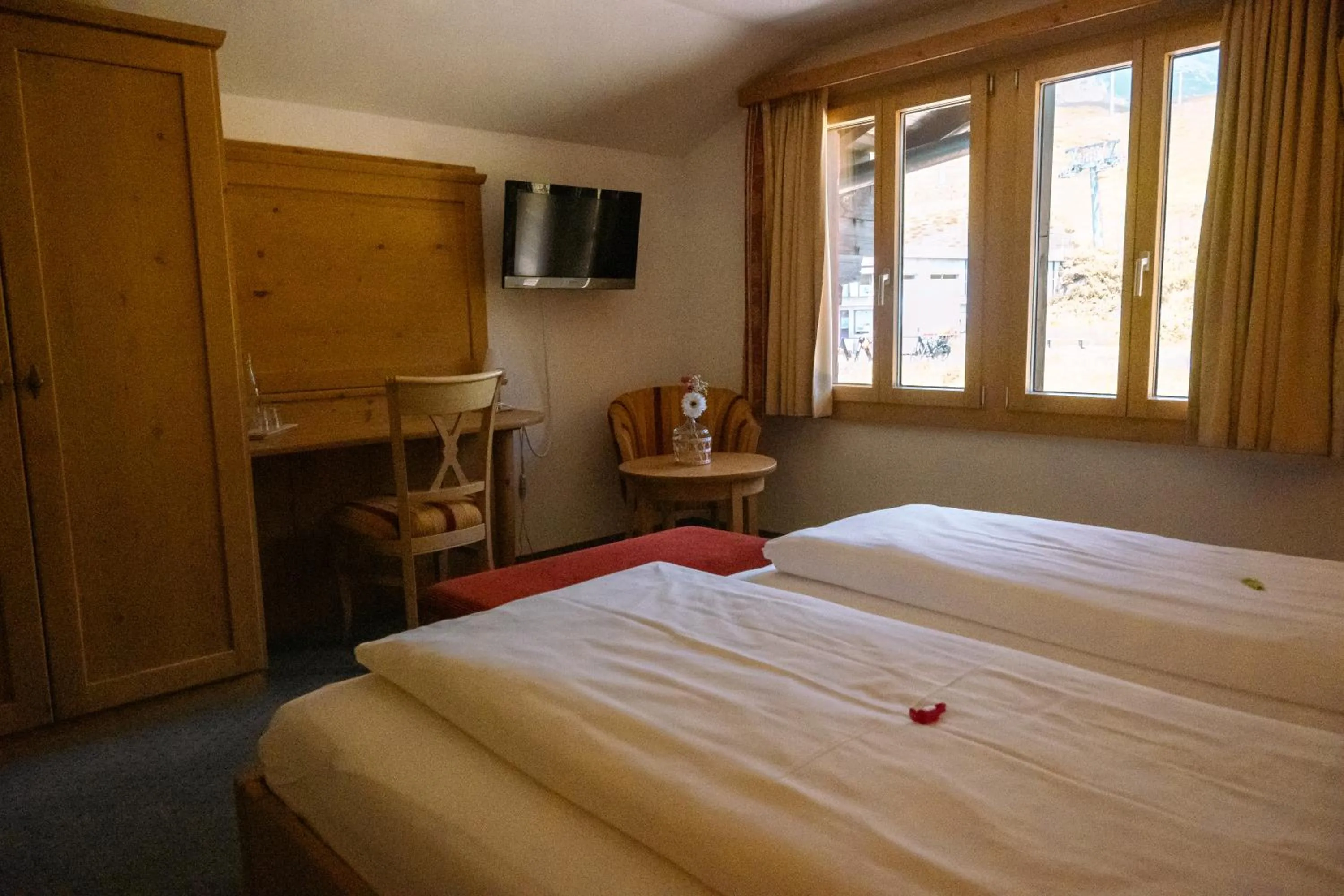 Bed in Hotel Aletsch
