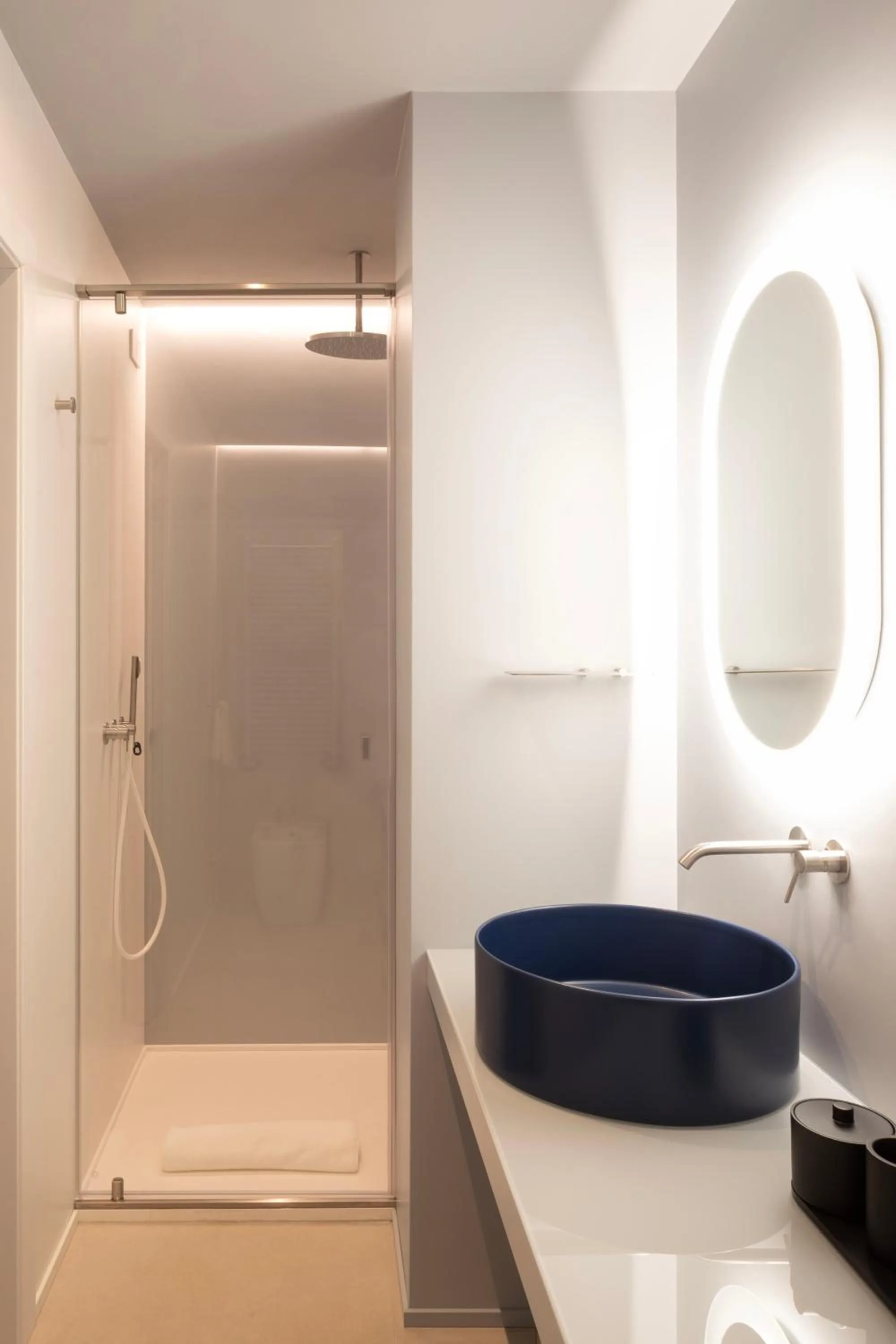 Shower in Interno Marche Design Experience Hotel