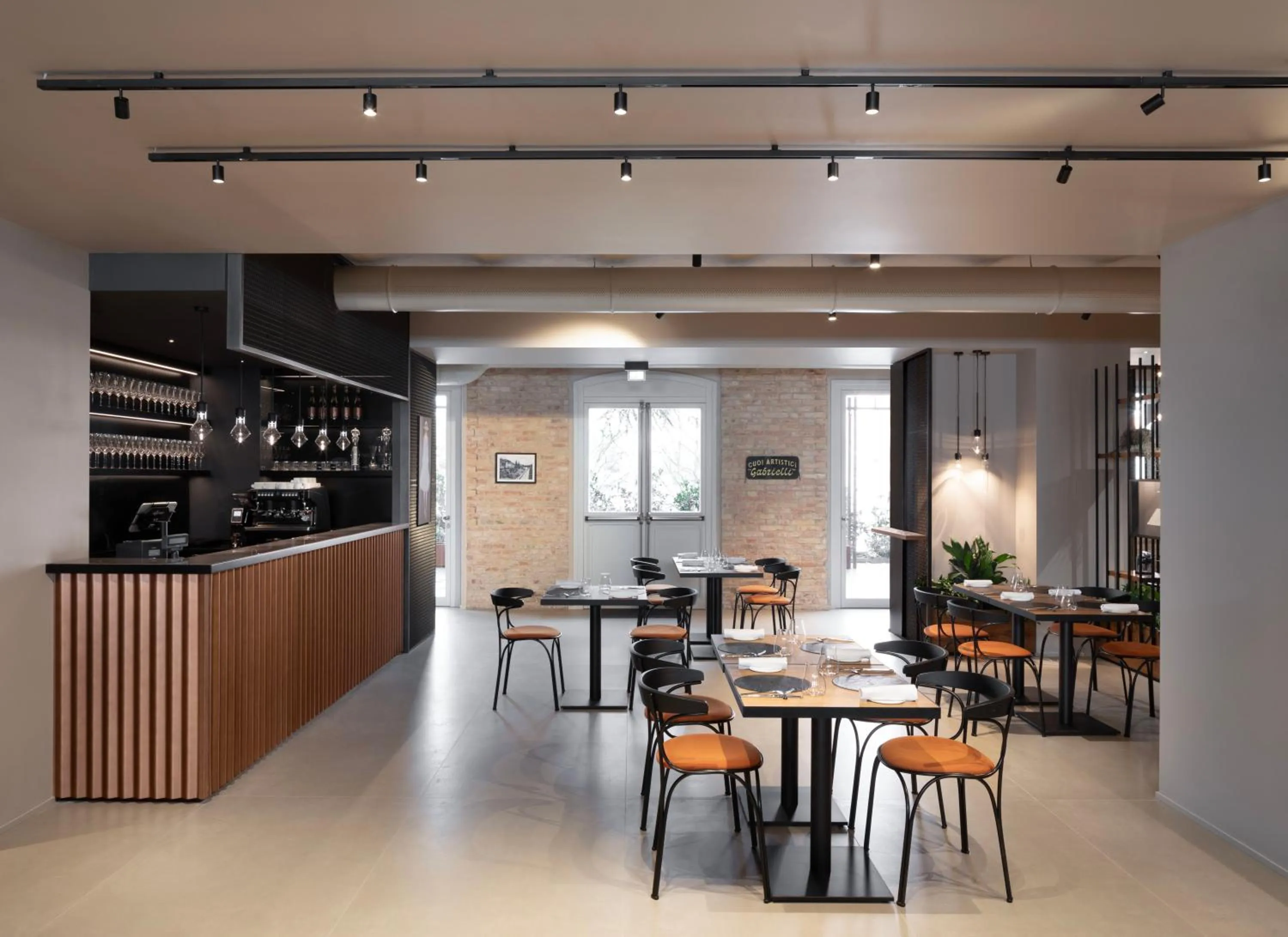 Restaurant/places to eat in Interno Marche Design Experience Hotel