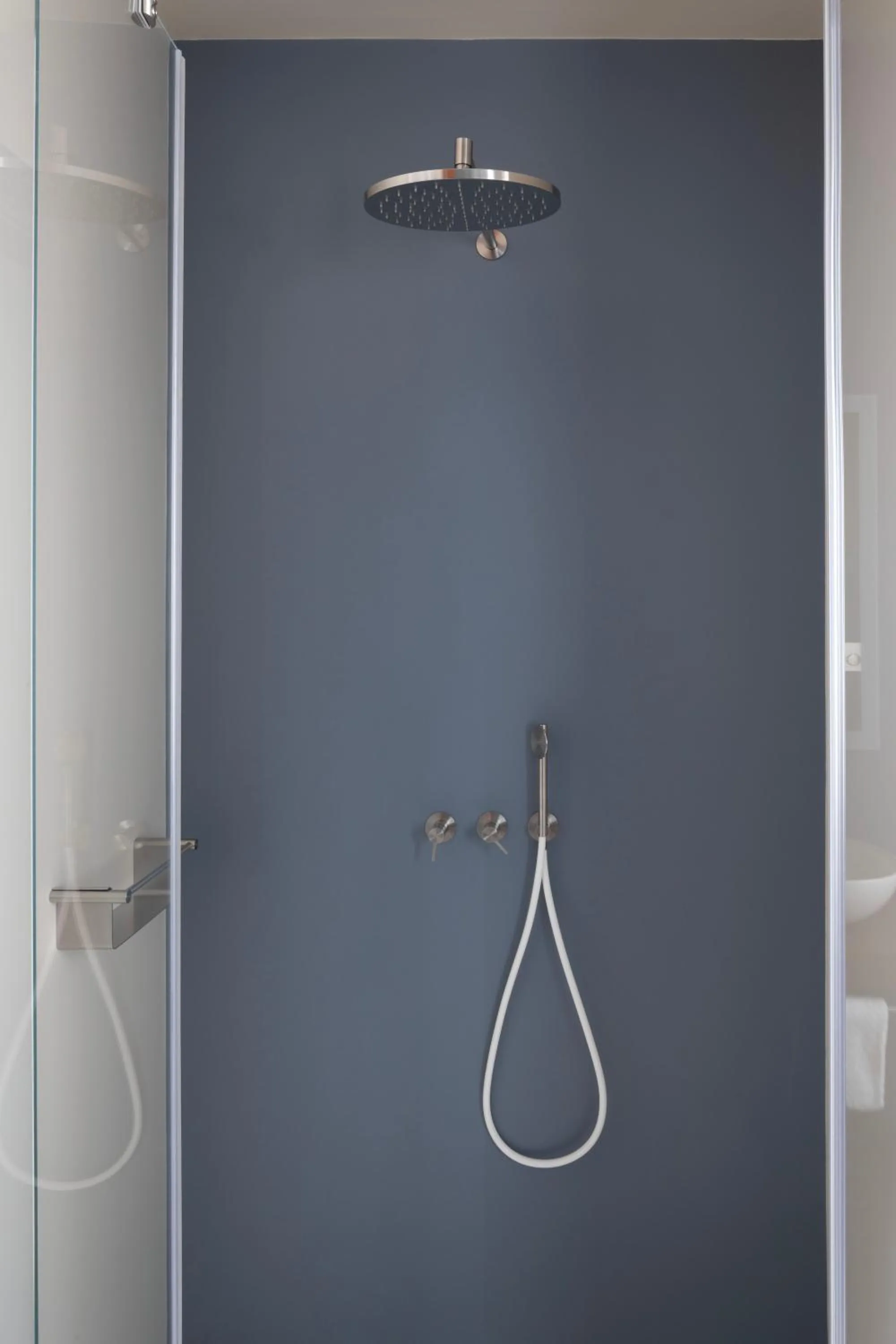 Shower in Interno Marche Design Experience Hotel