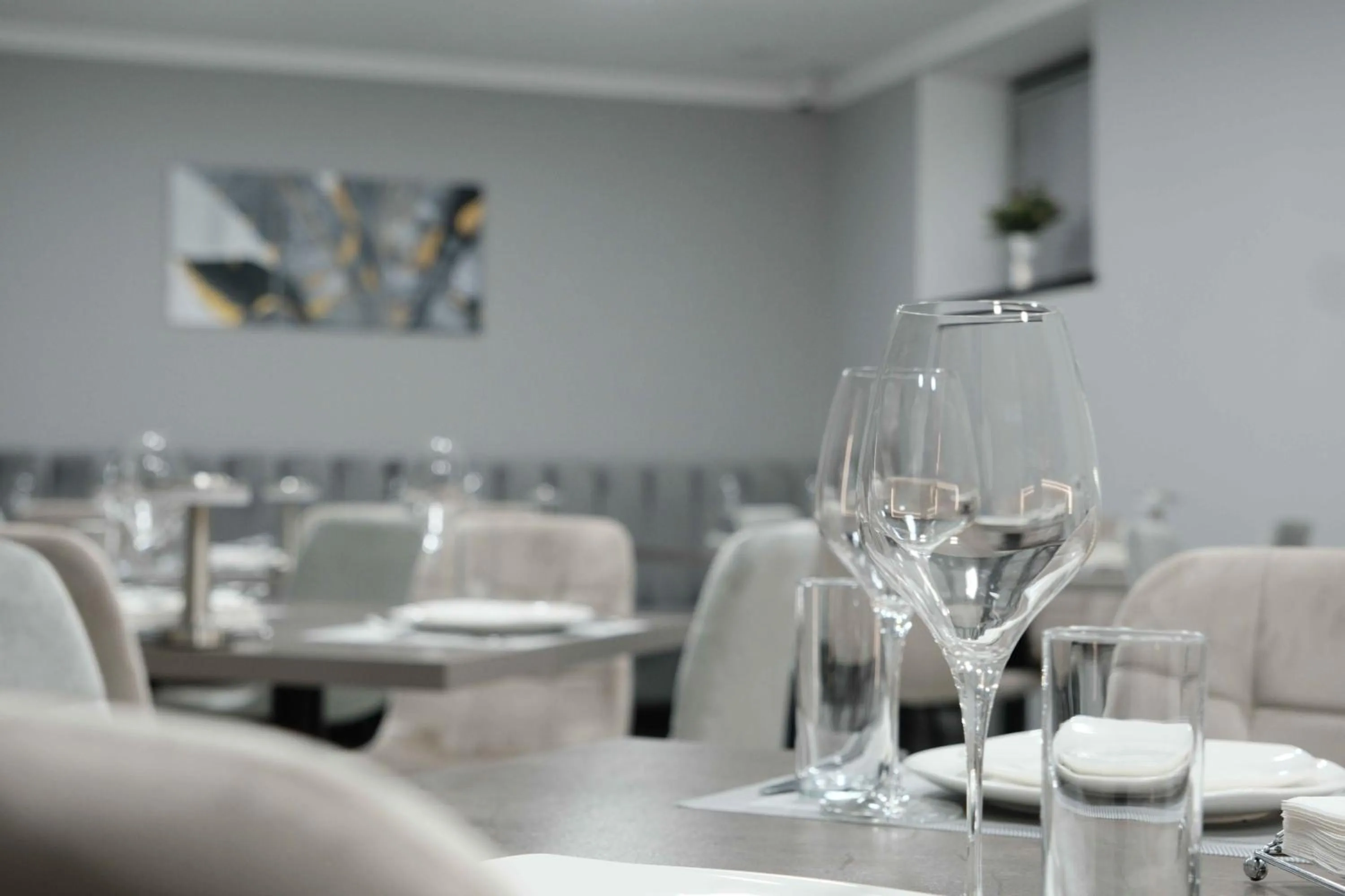 Restaurant/places to eat in Colette Hotel